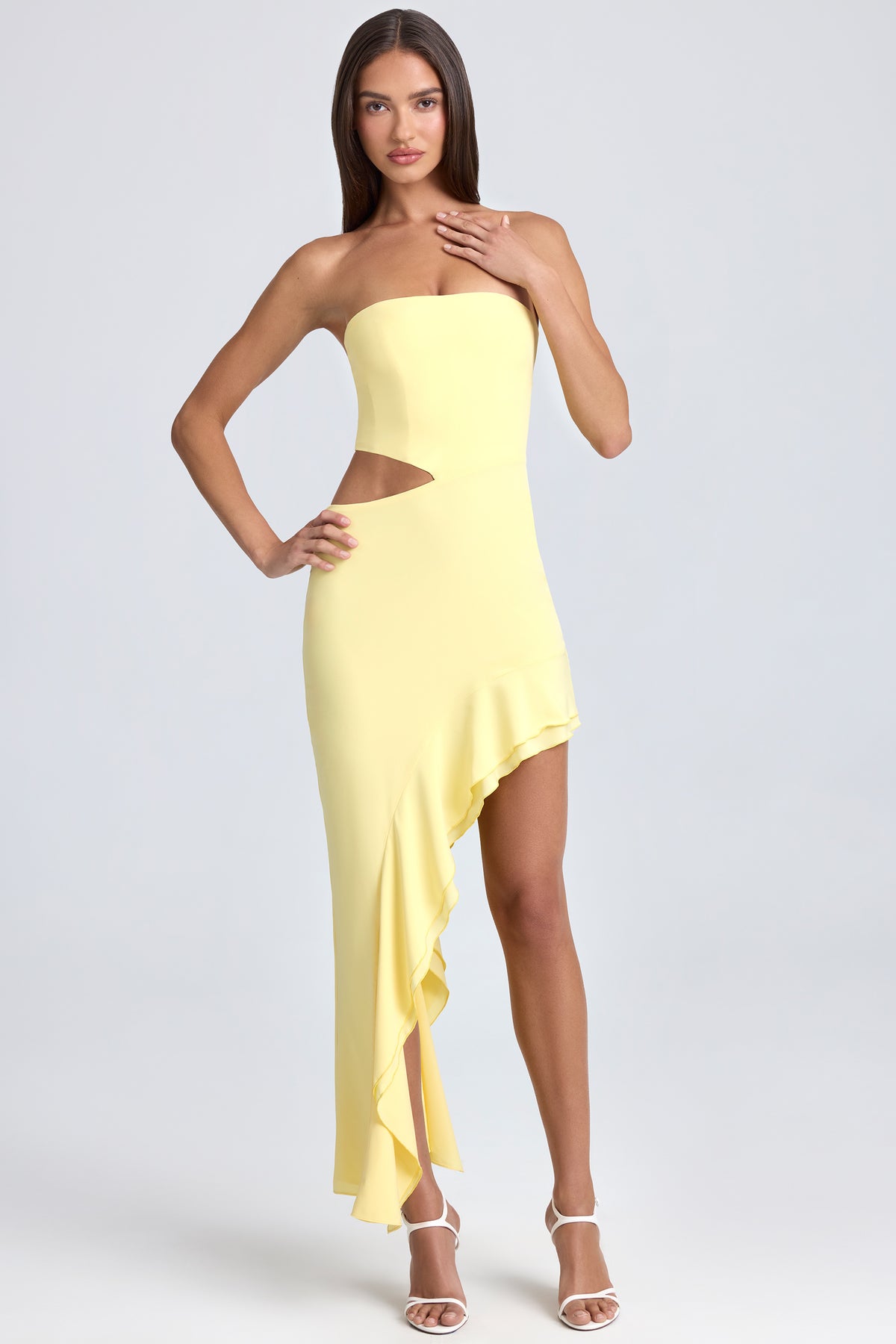 ⁣⁢Maxikleid mit Bandeau-Ausschnitt, Cut-Out und Rüschenbesatz in Lemon Sherbet⁤⁣