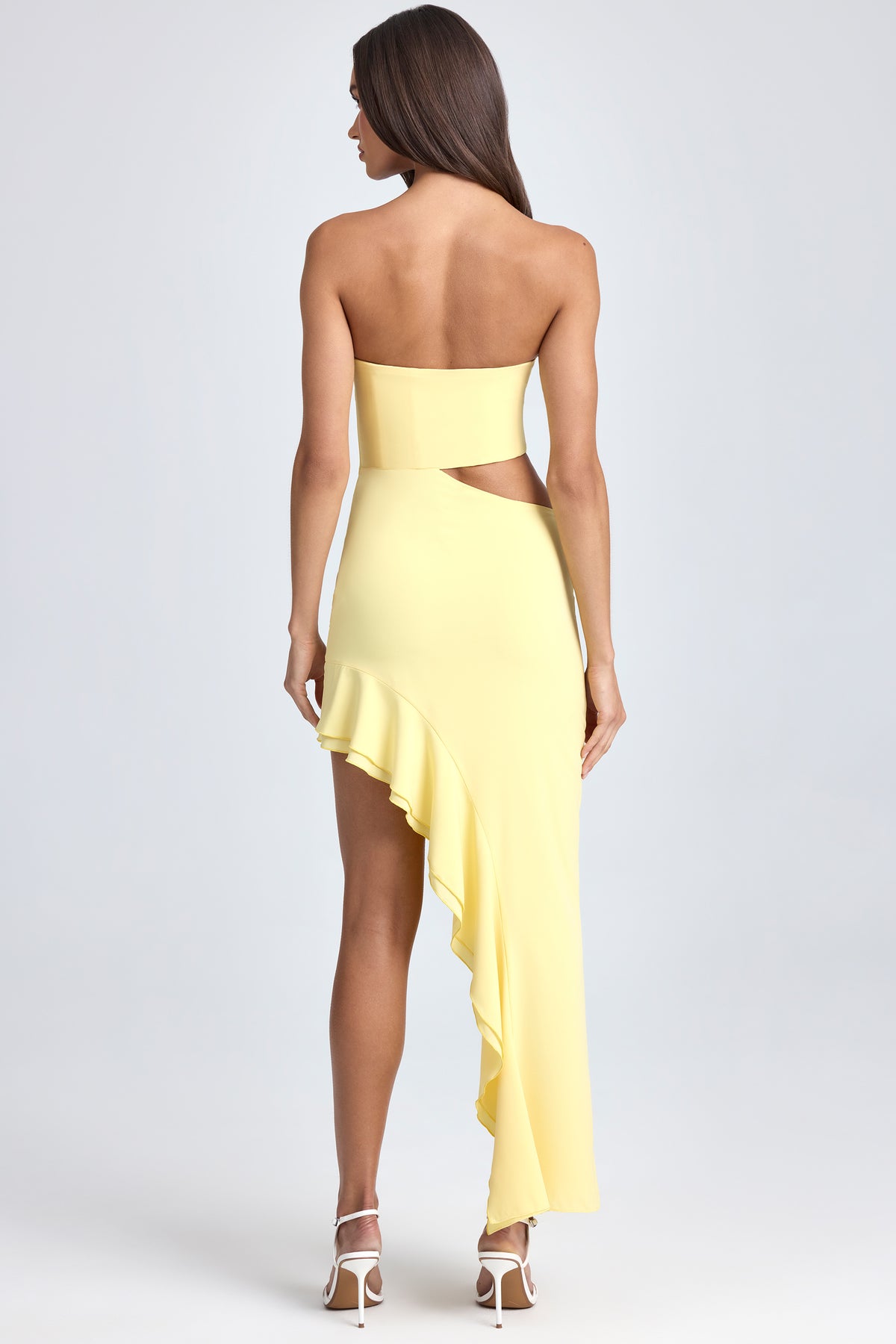 ⁣⁢Maxikleid mit Bandeau-Ausschnitt, Cut-Out und Rüschenbesatz in Lemon Sherbet⁤⁣