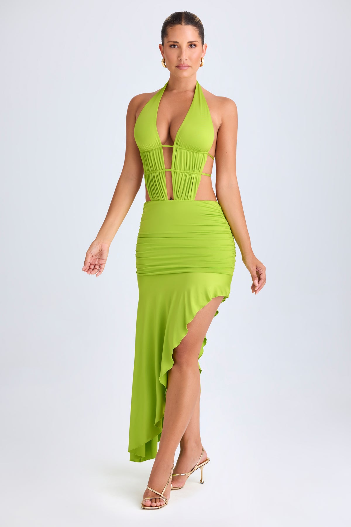 ⁣⁢Asymmetrisches Midaxi-Kleid mit Cut-Outs und Neckholder in Apfelgrün⁤⁣