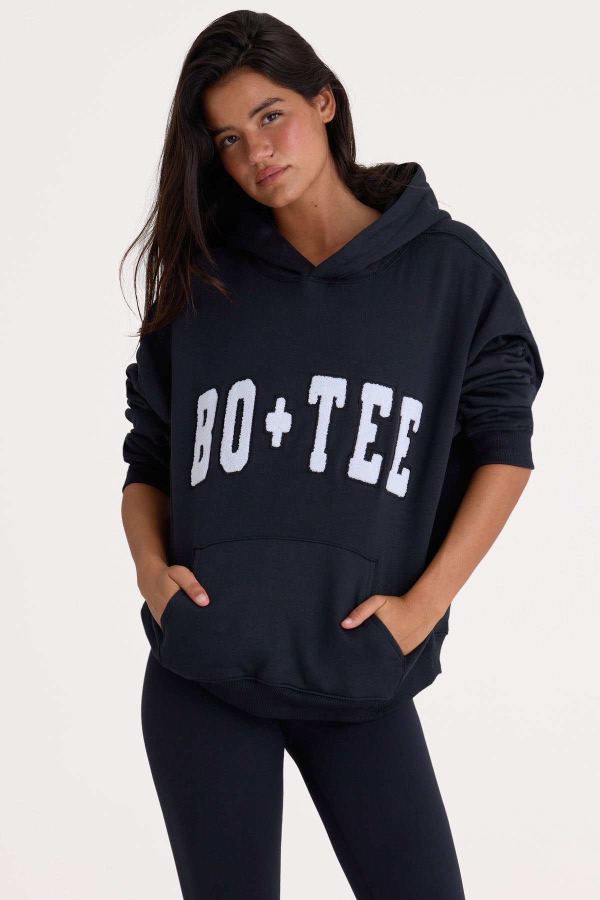⁣⁢Oversized Hoodie in Black⁤⁣ - 1