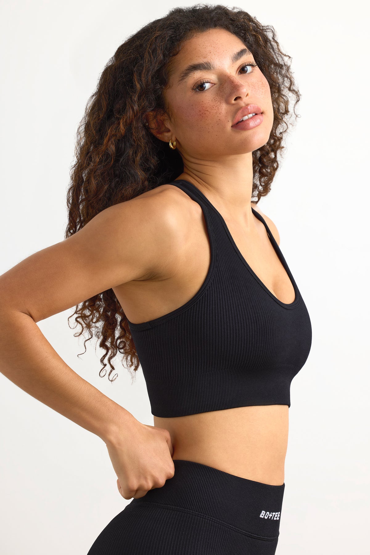 ⁣⁢FlexiRib Racerback Sport-BH in Schwarz⁤⁣
