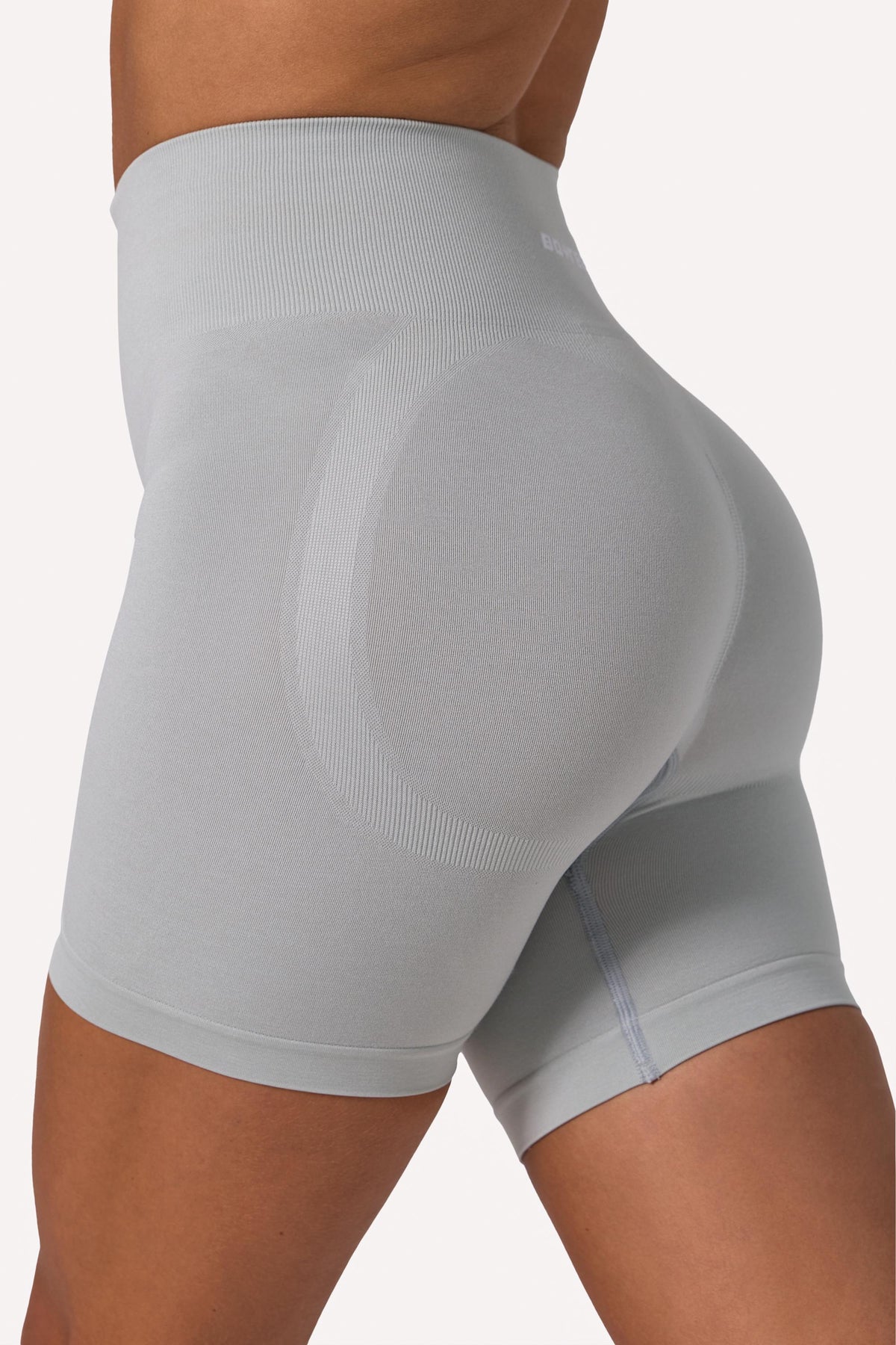 ⁣⁢Definieren Sie luxuriöse Biker-Shorts mit hoher Taille in Nebel⁤⁣