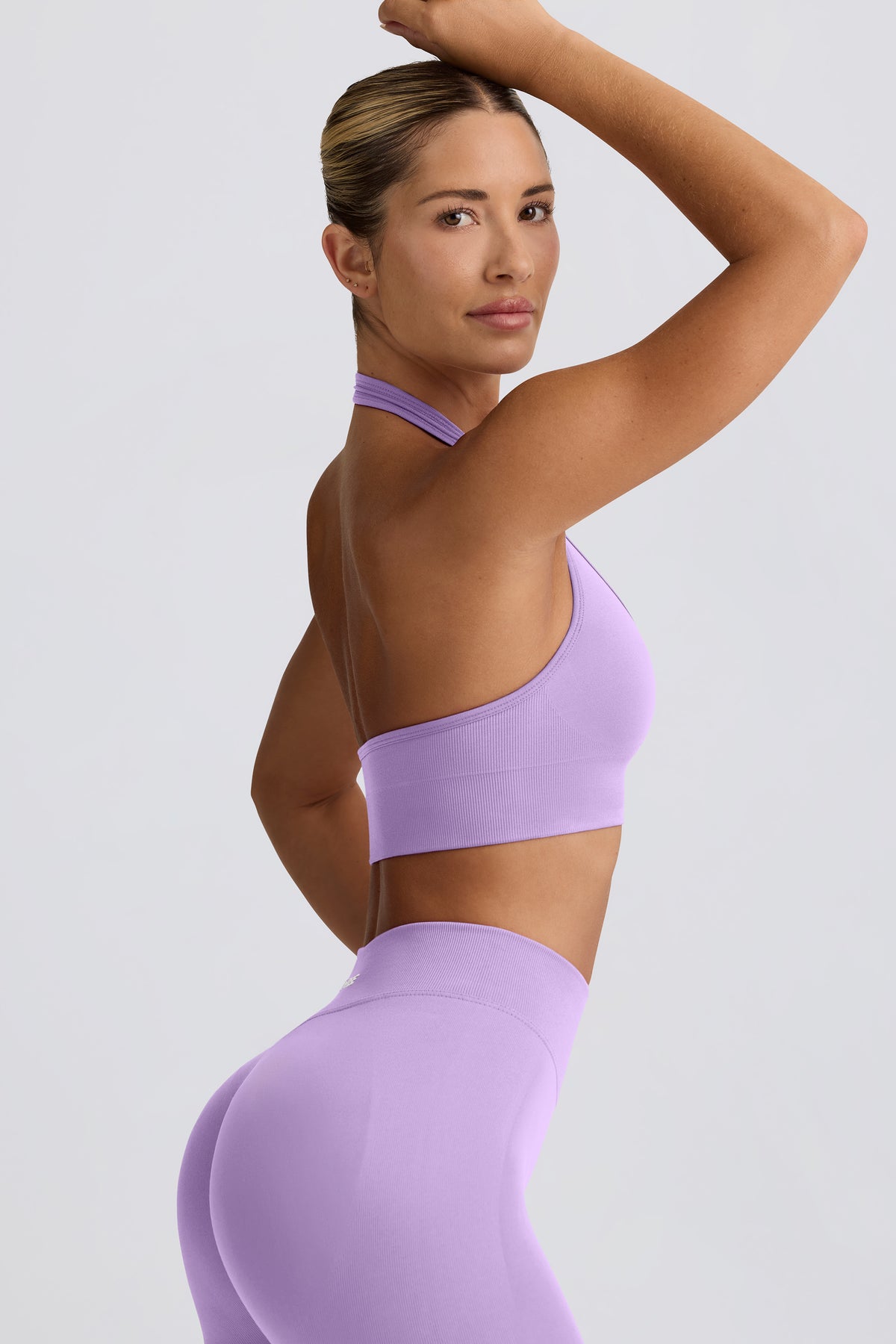 ⁣⁢Define Luxe Neckholder-Sport-BH in Flieder⁤⁣