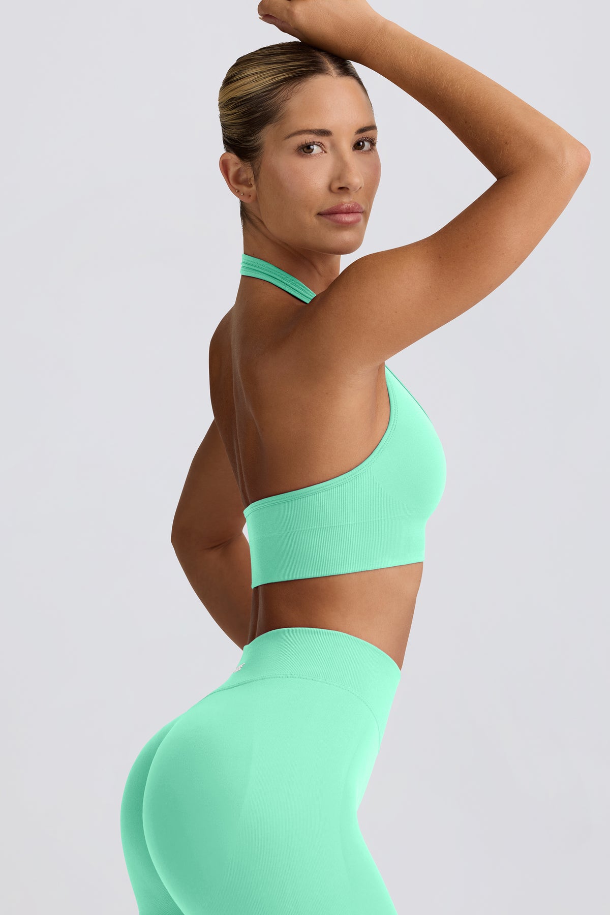 ⁣⁢Define Luxe Neckholder-Sport-BH in Mint⁤⁣