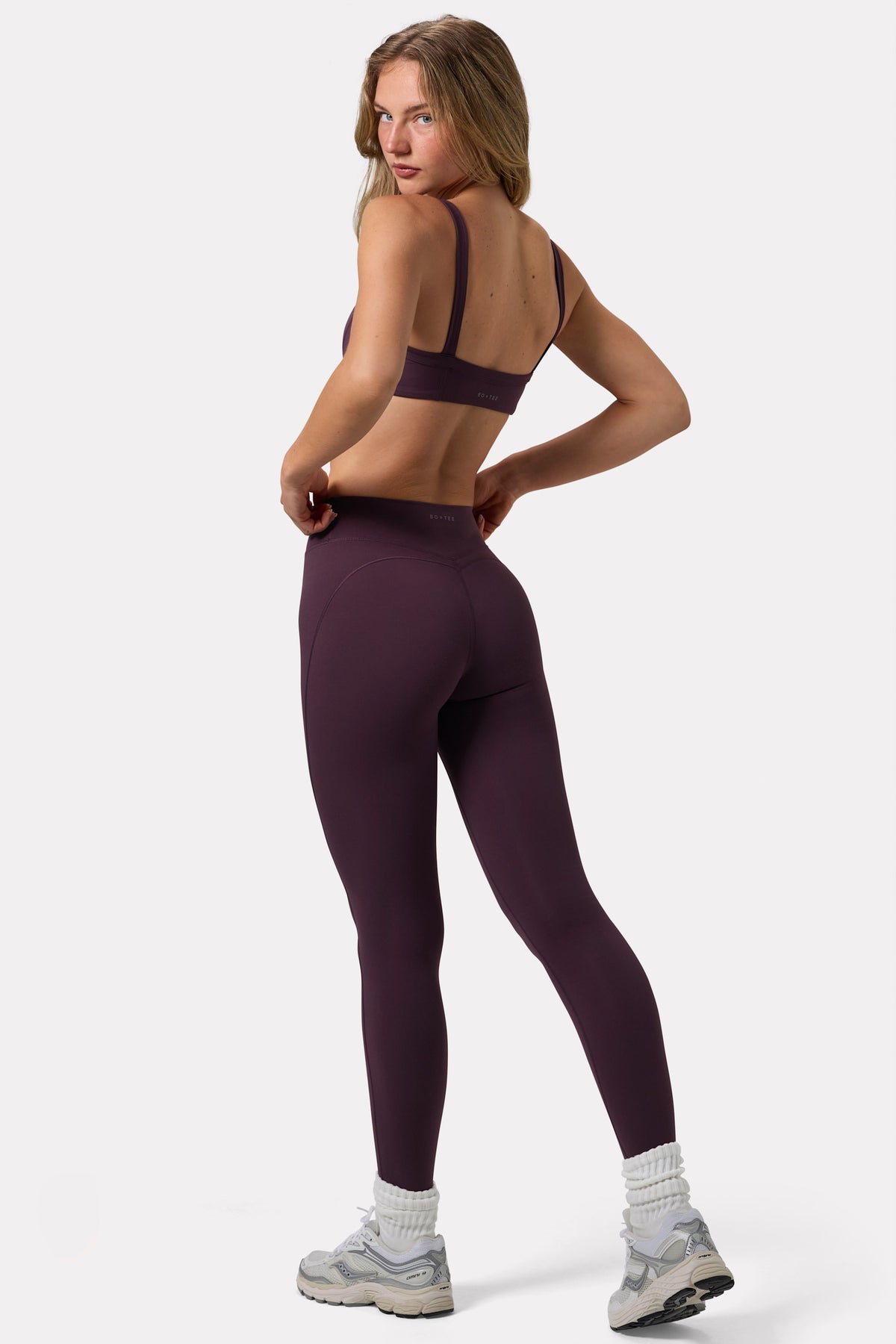 ⁣⁢Soft Active Gerfaffte Leggings in Pflaume⁤⁣ - 2
