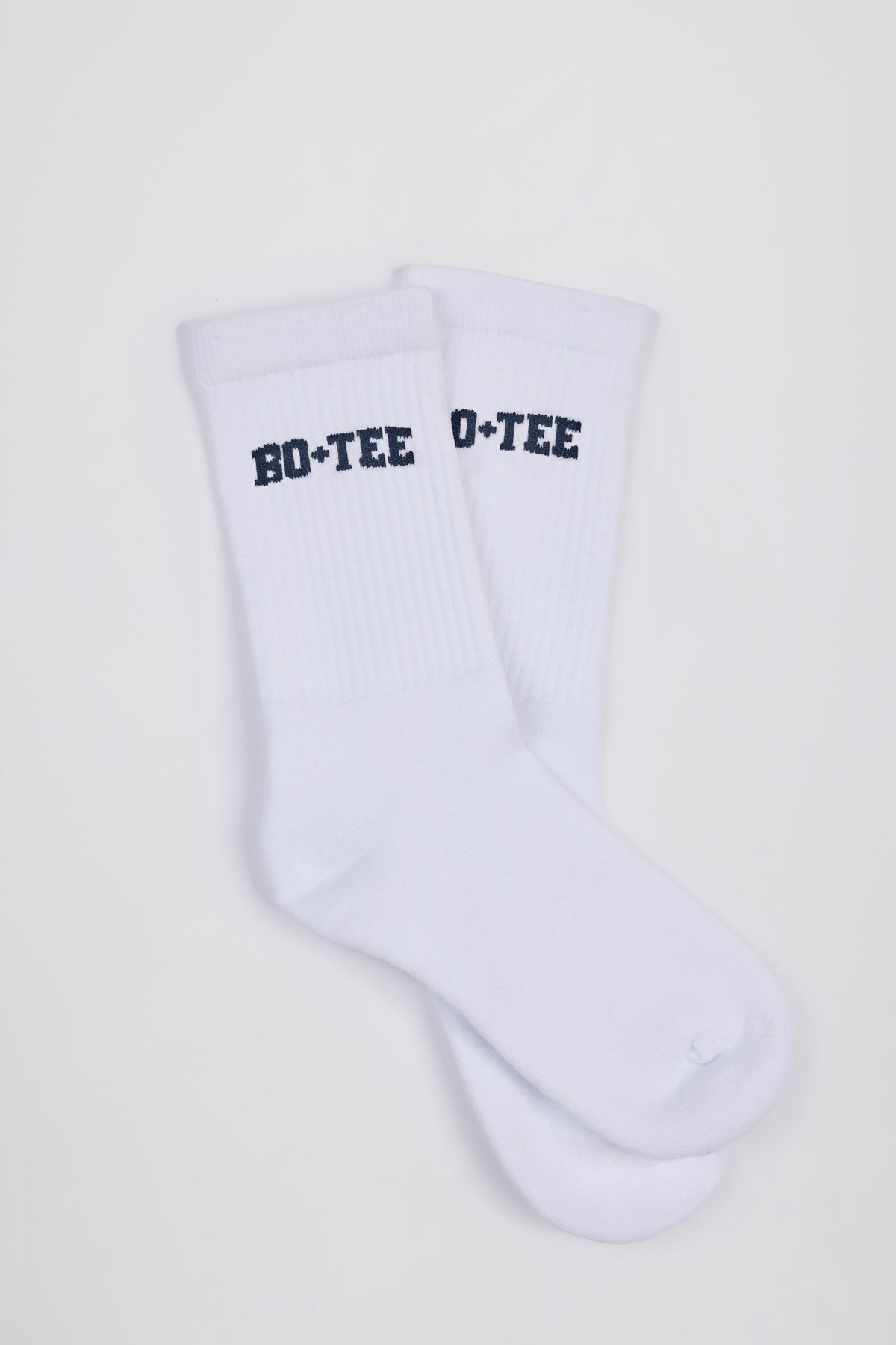 ⁣⁢Gerippte Half-Crew Socken in Weiß⁤⁣ - 1