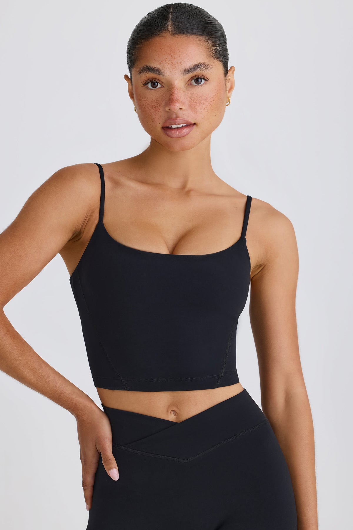 ⁣⁢Soft Active Tanktop in Schwarz⁤⁣