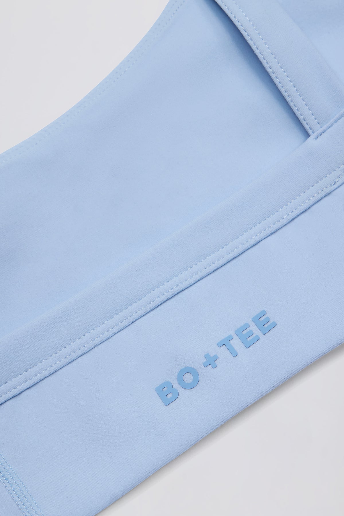 ⁣⁢Soft Active Sport-BH mit Nahtdetails in Himmelblau⁤⁣