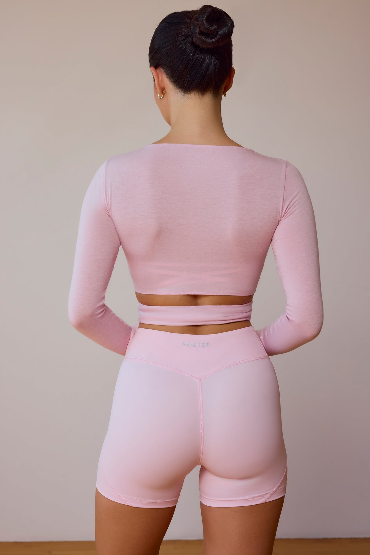 ⁣⁢Langarm Wickel-Crop-Top in Soft Pink⁤⁣ - 2