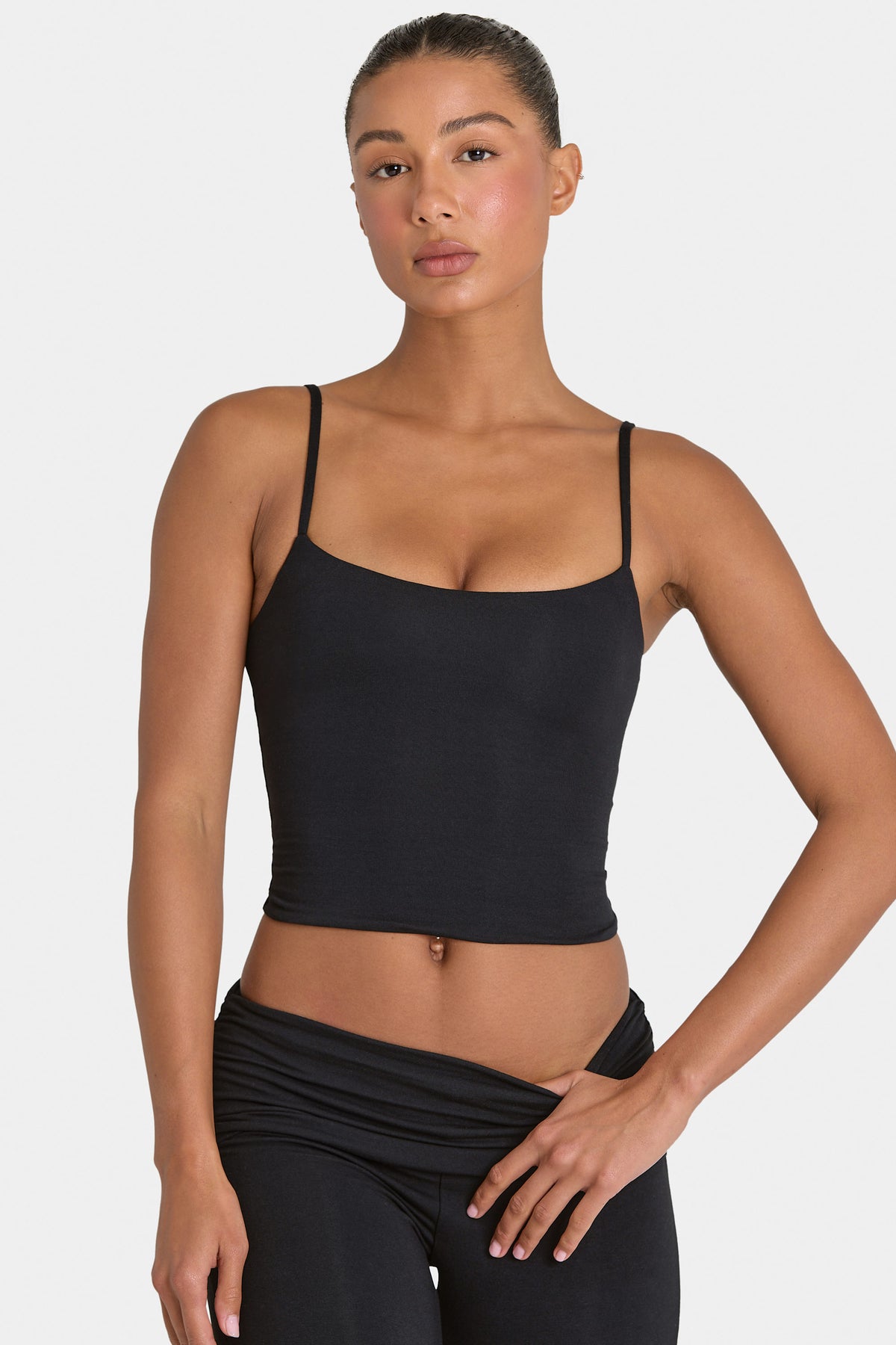 ⁣⁢ButterCloud™ Crop Tanktop in Schwarz⁤⁣ - 1