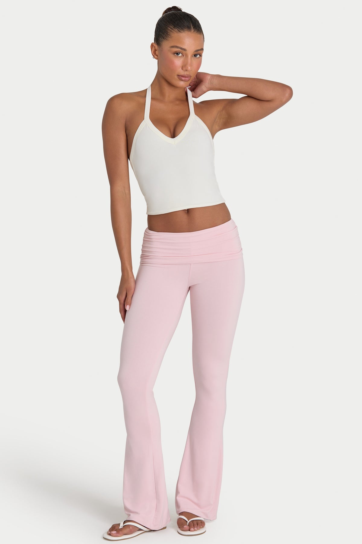 ⁣⁢ButterCloud™ Crop Tank Top in Kokosnuss⁤⁣