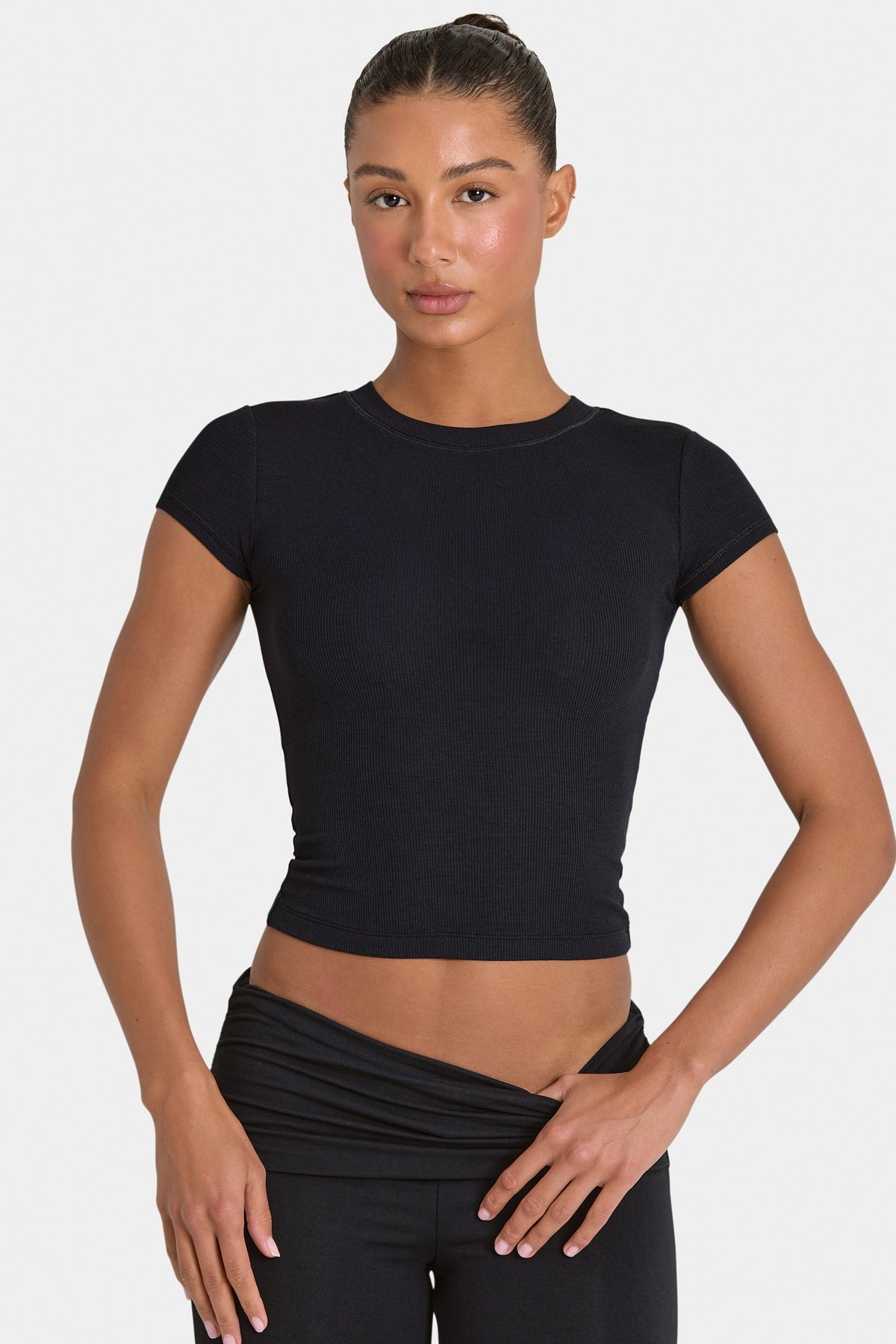 ⁣⁢ButterCloud™ T-Shirt in Black⁤⁣ - 1
