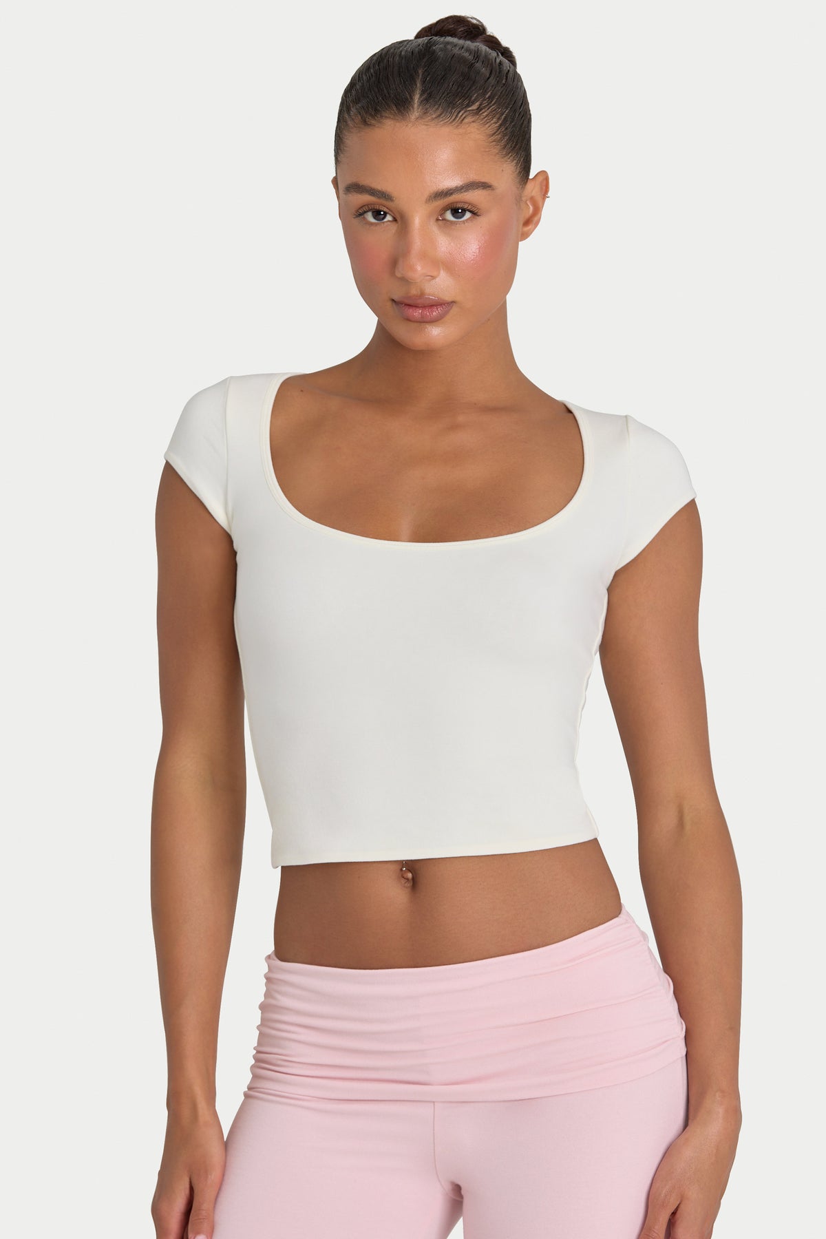 ⁣⁢ButterCloud™ Crop-Top in Kokos⁤⁣ - 1