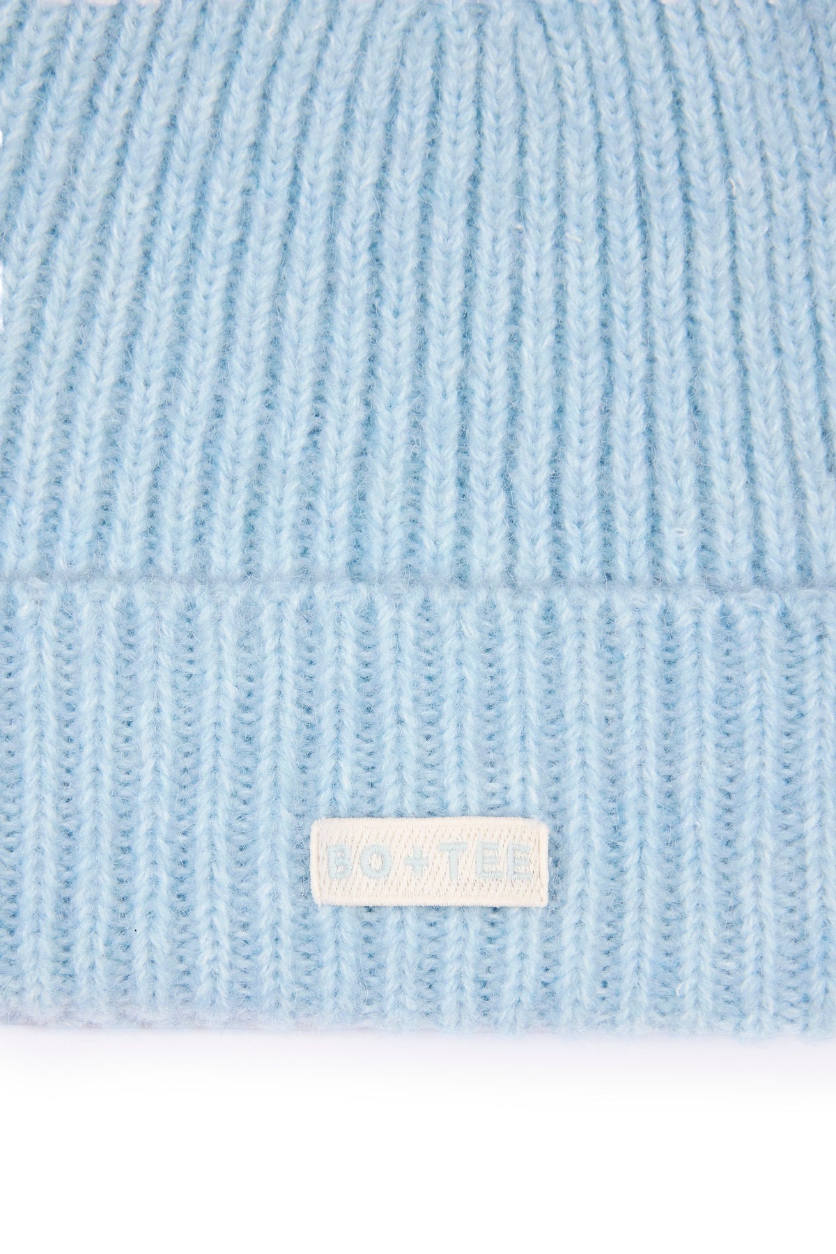 ⁣⁢Beanie-Mütze aus Rippstrick in Puderblau⁤⁣