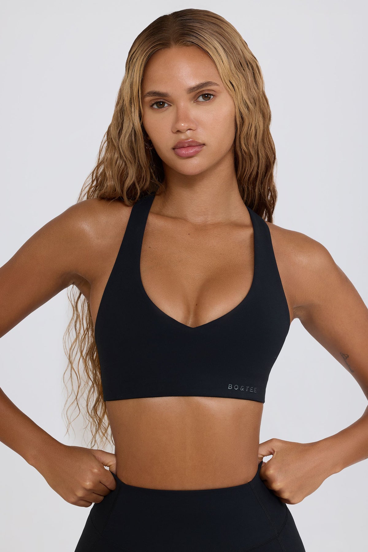 ⁣⁢Soft Active Sport-BH mit leichtem Halt in Schwarz⁤⁣