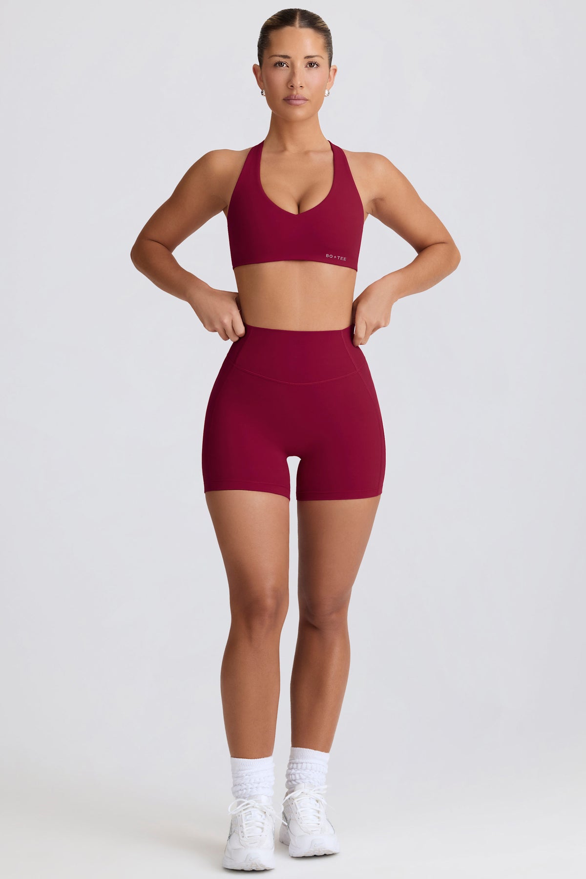 ⁣⁢Soft Active Sport-BH mit leichtem Halt in Bordeaux⁤⁣