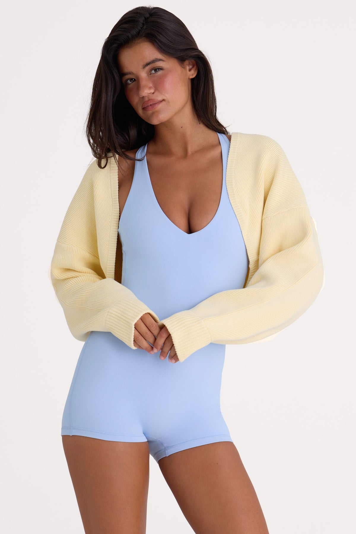 ⁣⁢Geripptes Cropped-Shrug in Lemon⁤⁣