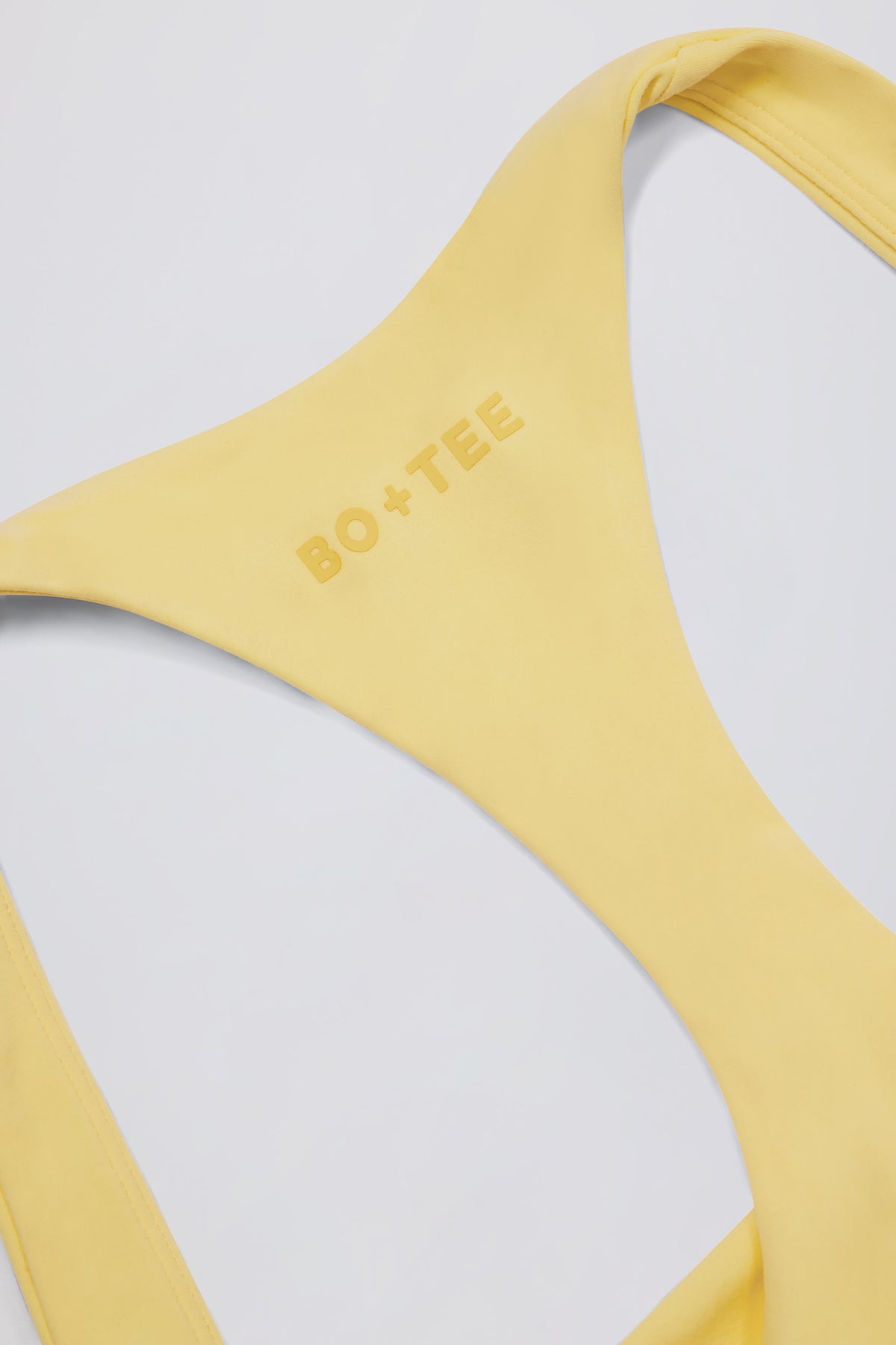 ⁣⁢Soft Active Racerback-Tanktop in Zitronengelb⁤⁣