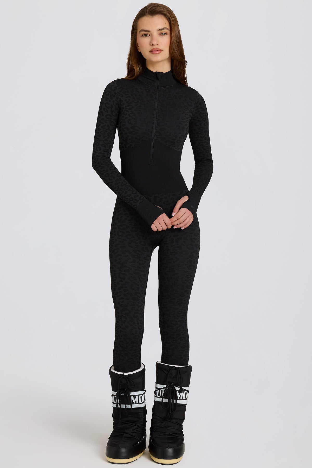 ⁣⁢Thermo-Base-Layer-Jumpsuit im schwarzen Leopardenmuster⁤⁣ - 1