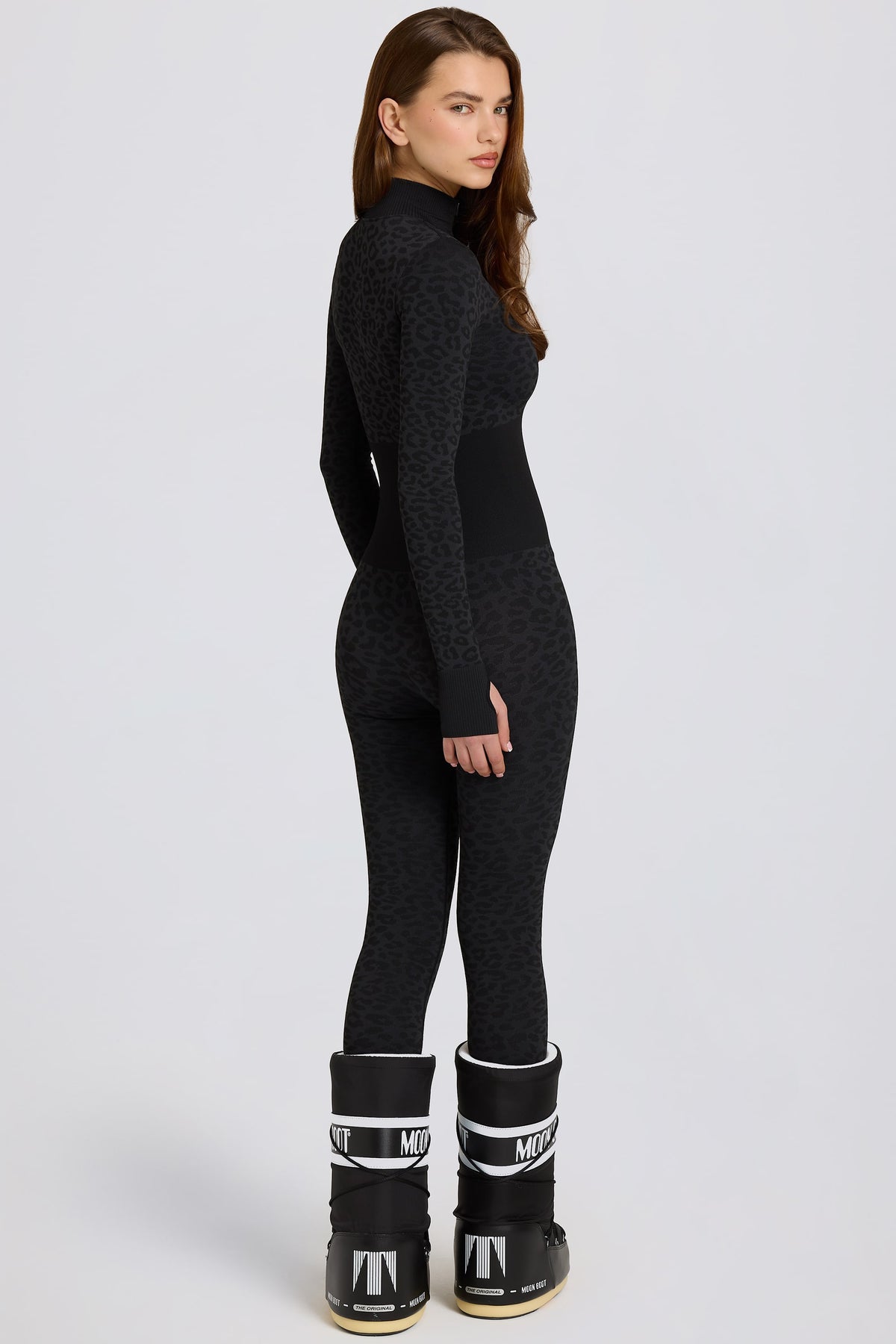 ⁣⁢Thermo-Base-Layer-Jumpsuit im schwarzen Leopardenmuster⁤⁣ - 2