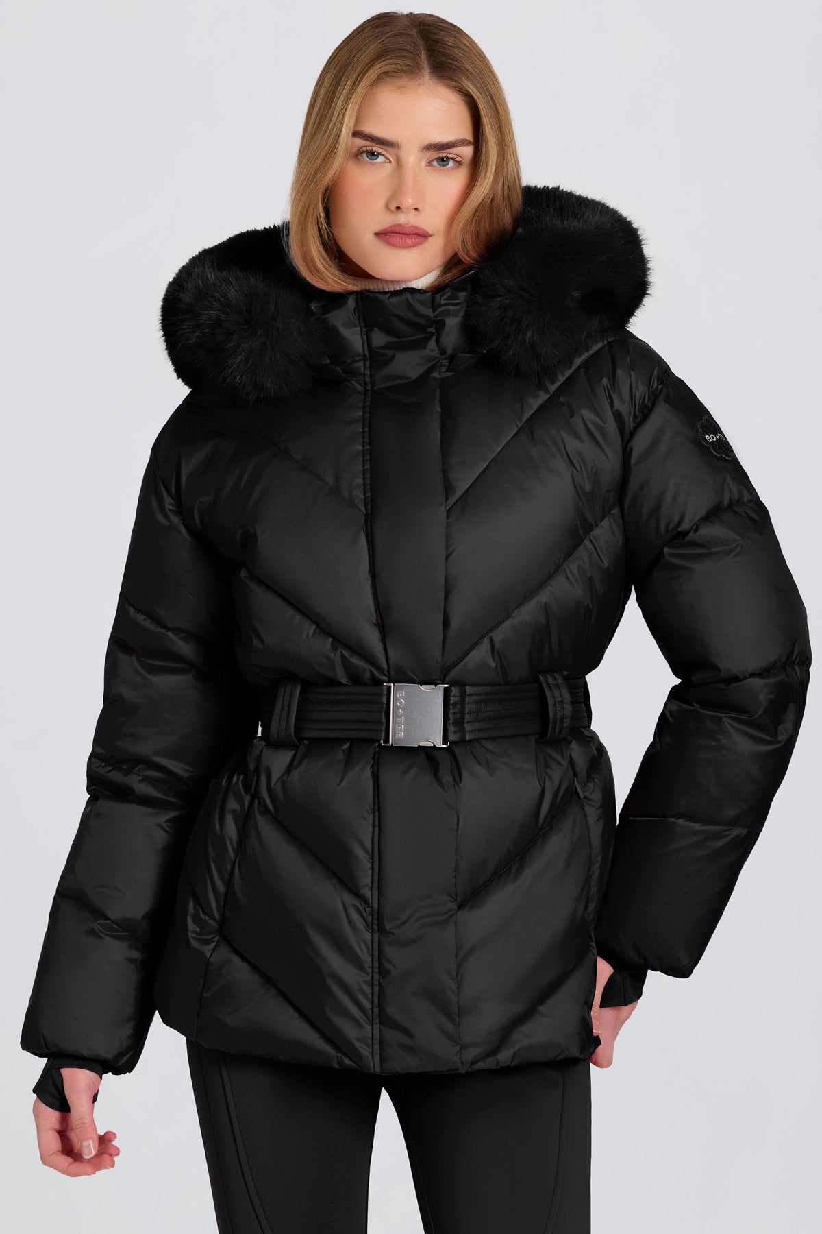 ⁣⁢Wasserdichte Skijacke mit Kunstpelz-Kapuze in Schwarz⁤⁣ - 1
