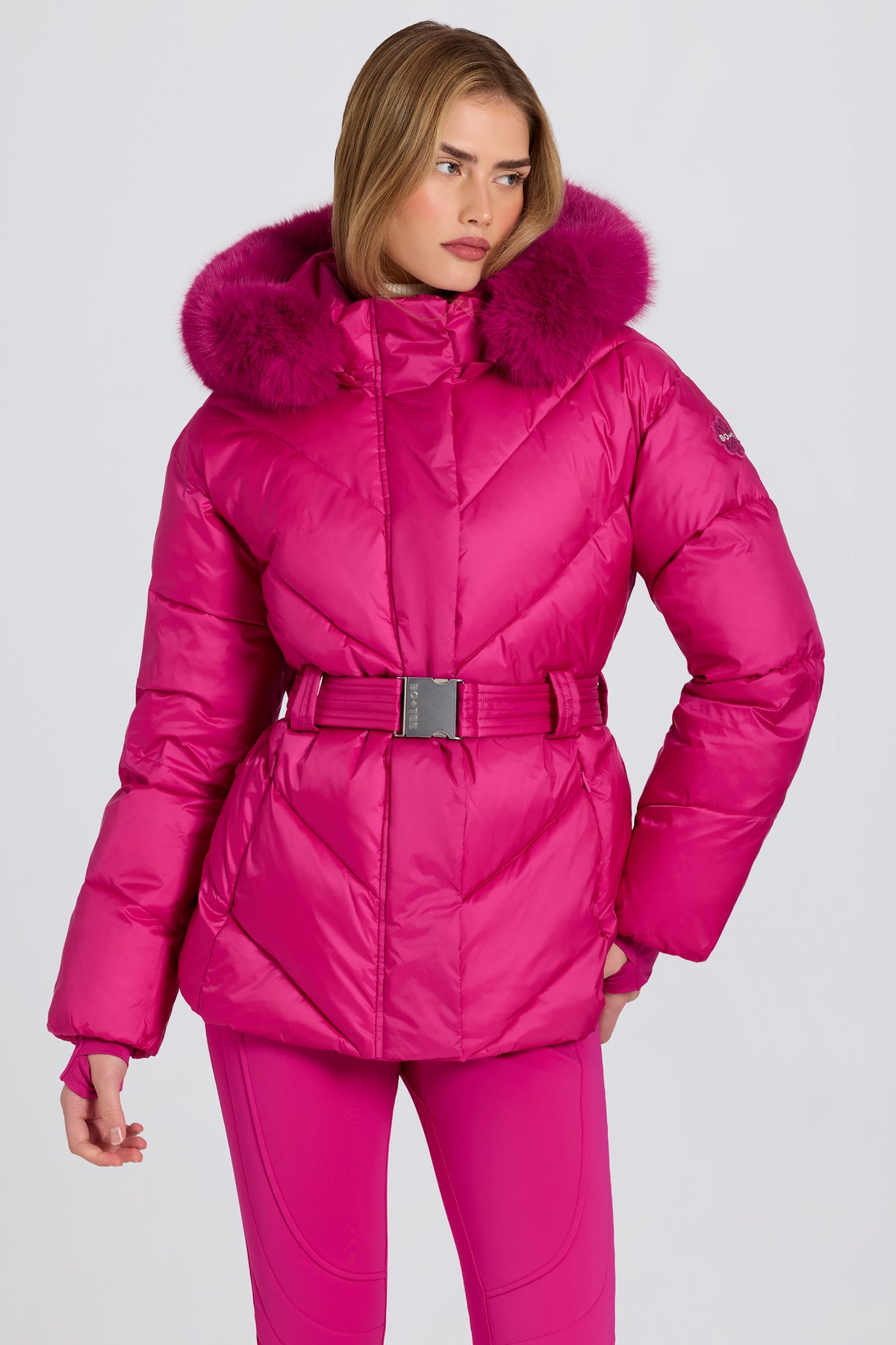 ⁣⁢Wasserdichte Skijacke mit Kunstpelz-Kapuze in Magenta-Pink⁤⁣