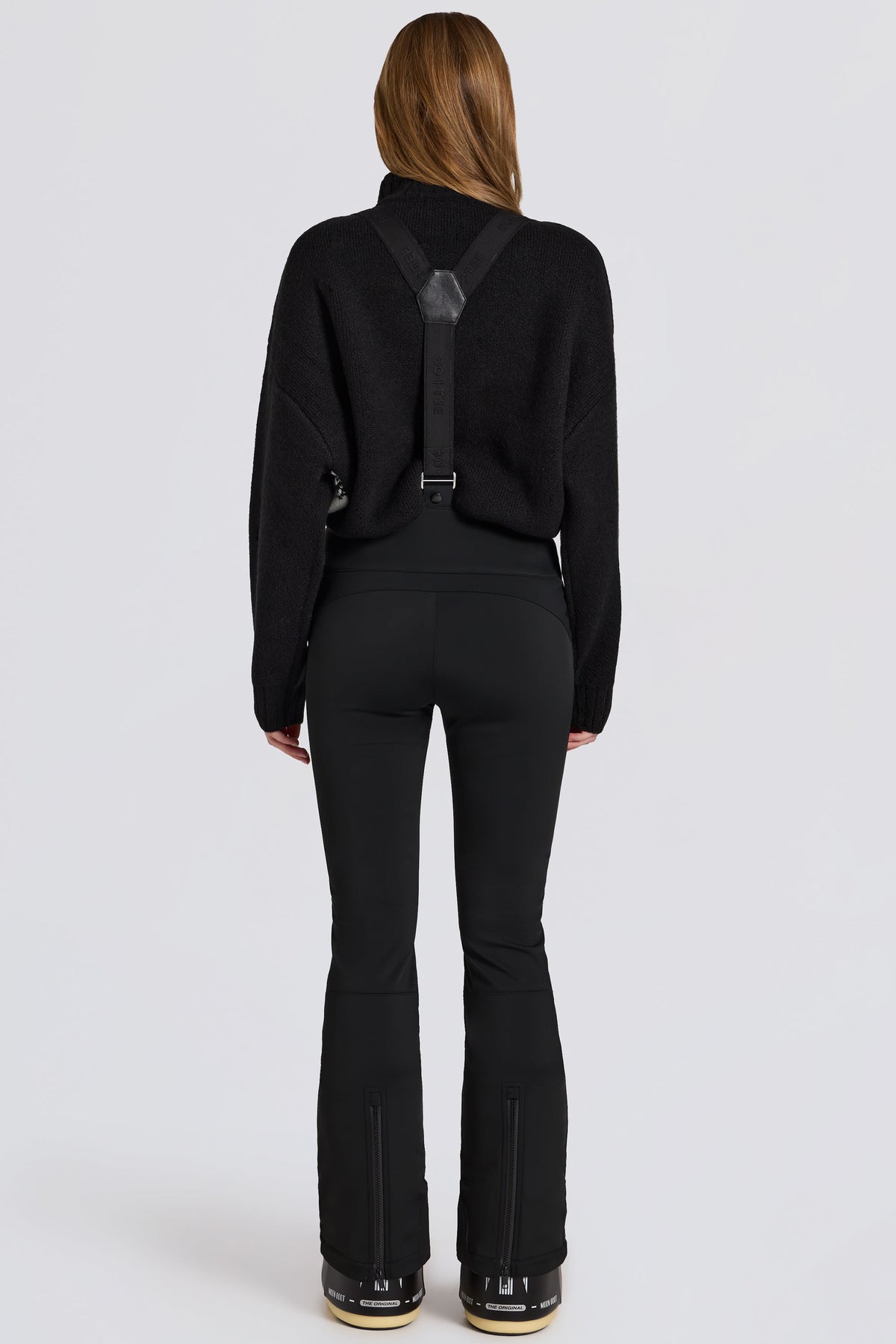 ⁣⁢Wasserdichte High-Rise-Latzhosen mit Hosenträgern in Schwarz⁤⁣ - 2