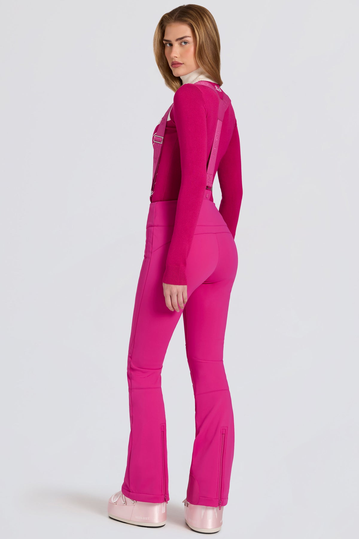 ⁣⁢Wasserdichte High-Rise Latzhosen mit Trägern in Magenta Pink⁤⁣ - 2