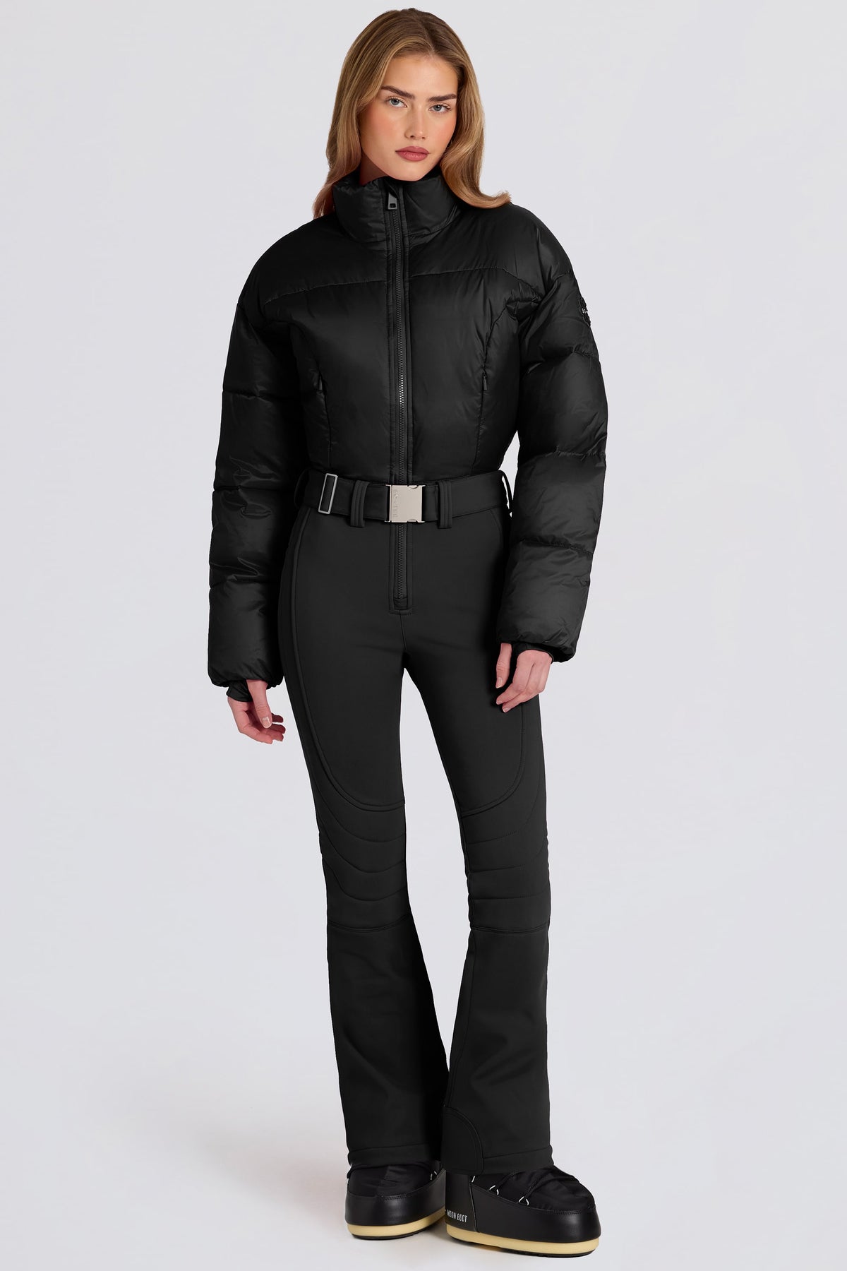 ⁣⁢Wasserdichter, gepolsterter Skianzug mit Gürtel in Schwarz⁤⁣ - 1