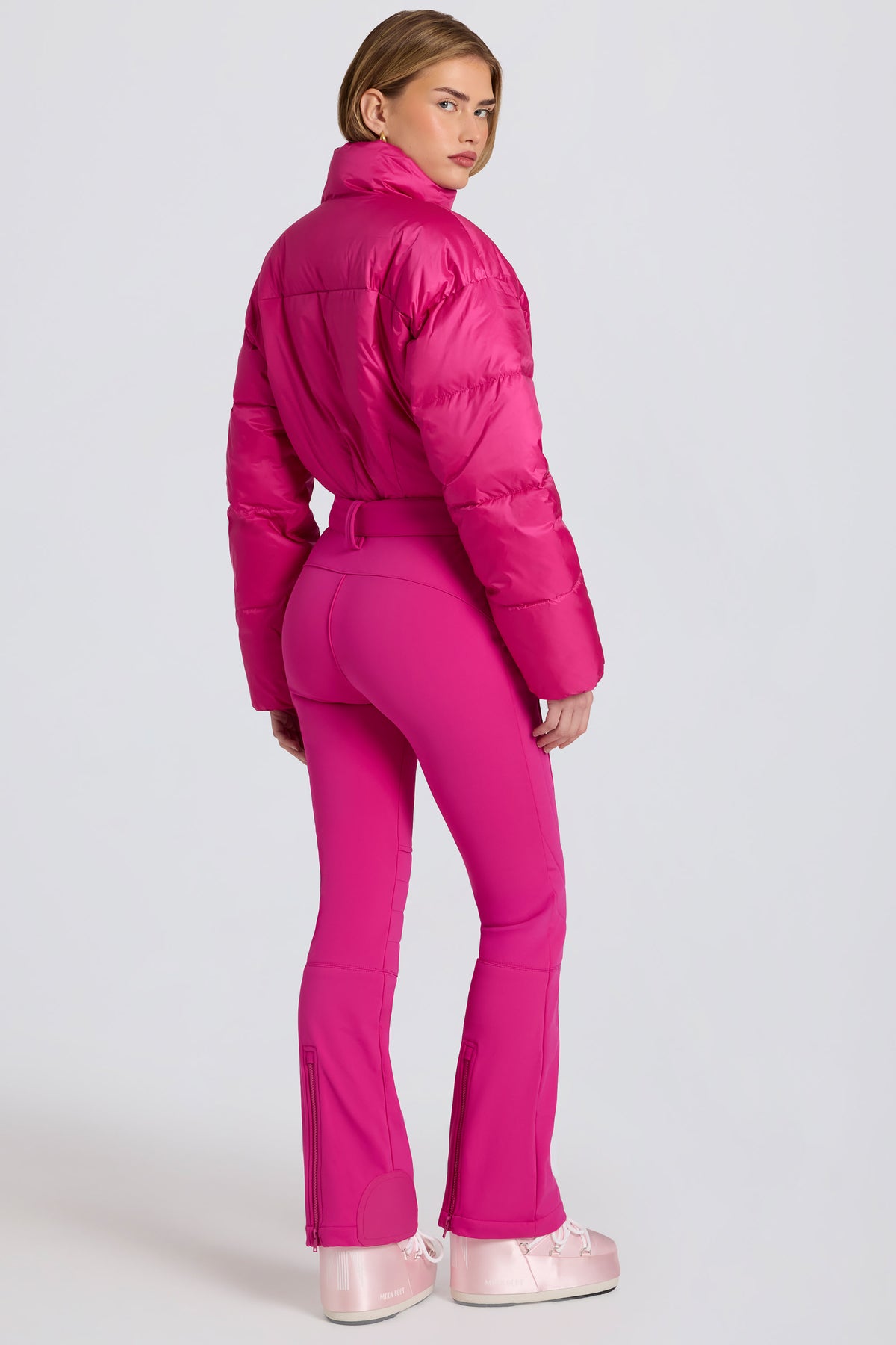 ⁣⁢Wasserdichter, gepolsterter Skianzug mit Gürtel in Magenta-Pink⁤⁣ - 2