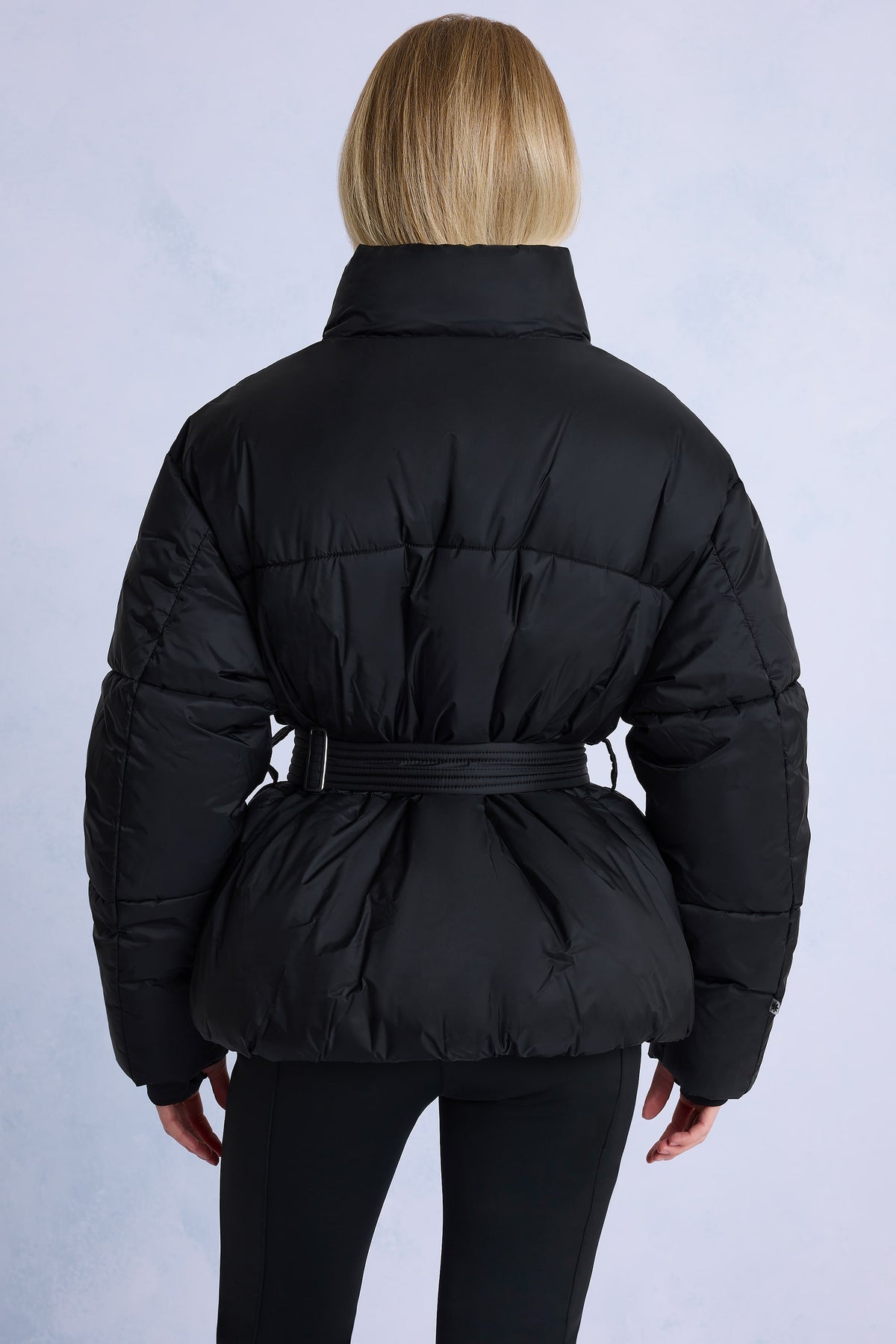 ⁣⁢Wasserdichte, Gürtel-Oversized-Skijacke in Schwarz⁤⁣ - 2