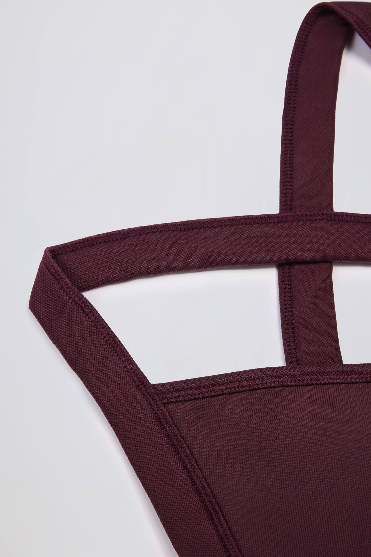 ⁣⁢Super Sculpt Nahtloser Racerback-Sport-BH in Burgunderrot⁤⁣