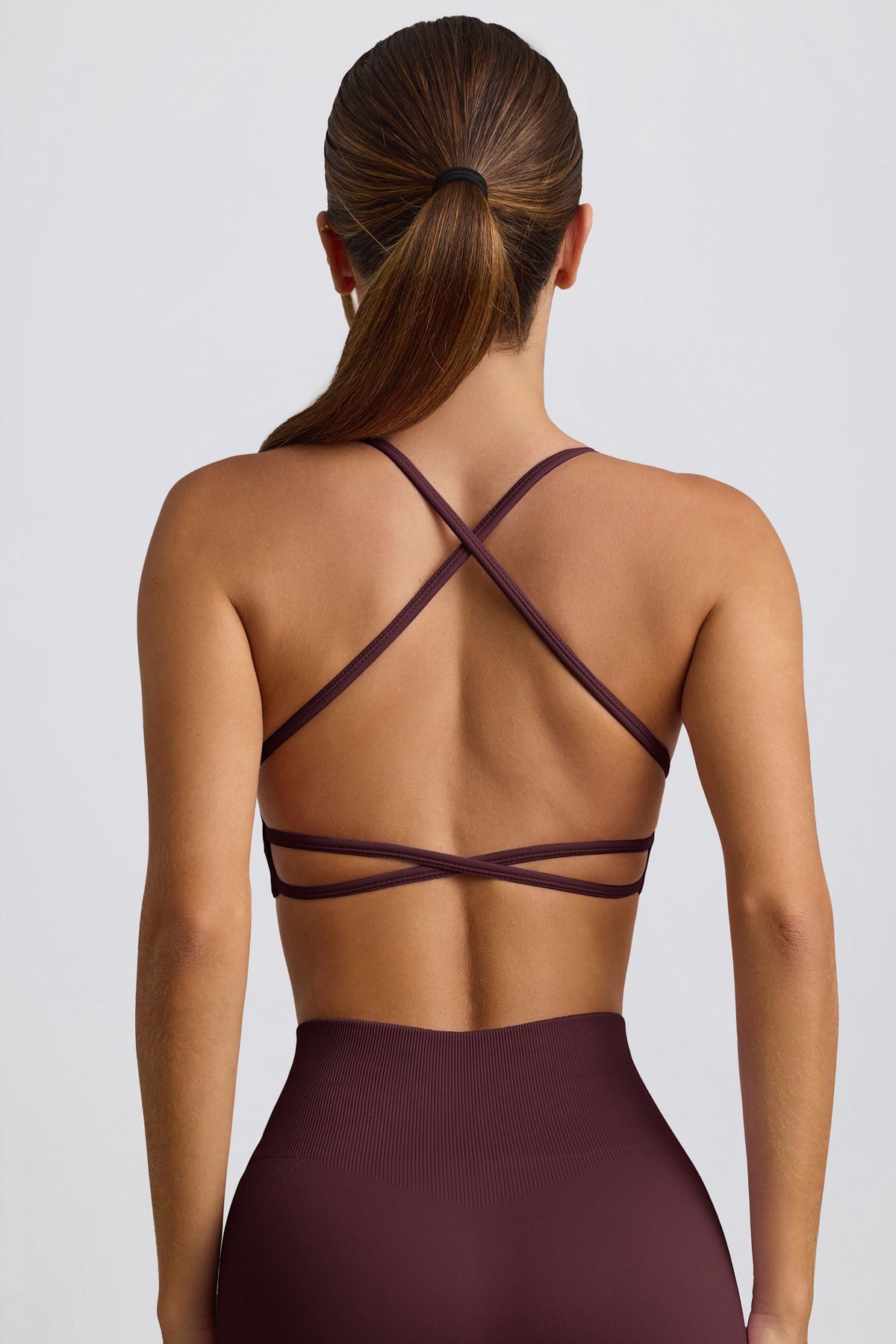 ⁣⁢Super Sculpt Nahtloser Rückenfreier Sport-BH in Burgundy⁤⁣