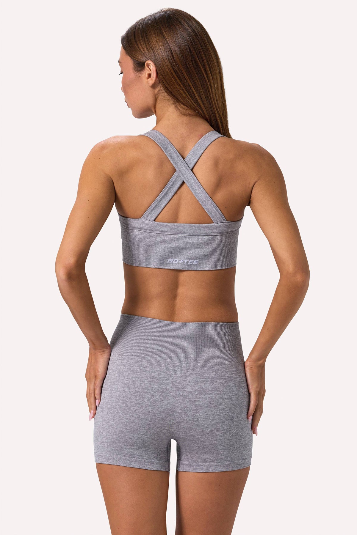 ⁣⁢Super Sculpt Seamless-Sport-BH mit überkreuzten Trägern in Grau meliert⁤⁣