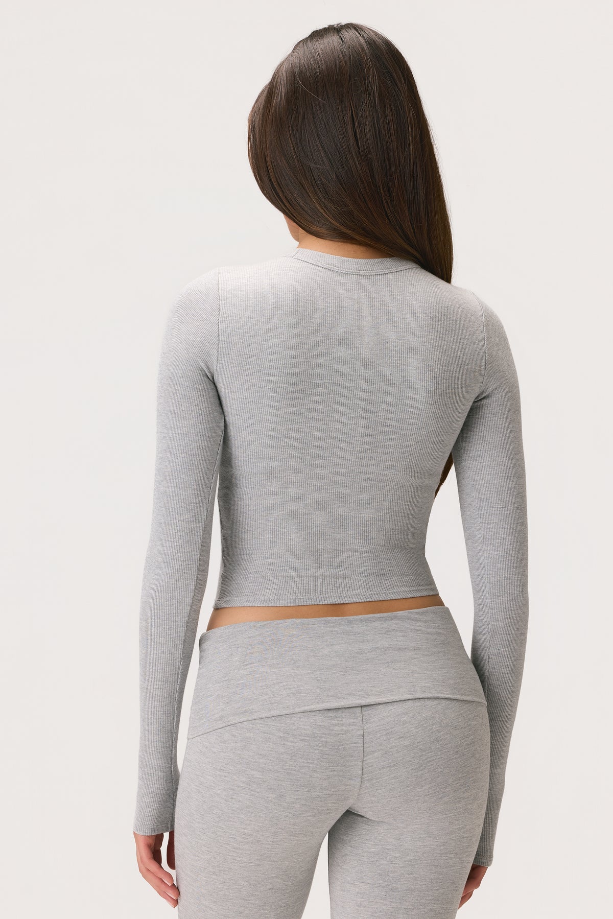 ⁣⁢ButterCloud™ Langarm-Crop-Top in Grau-Meliert⁤⁣ - 2
