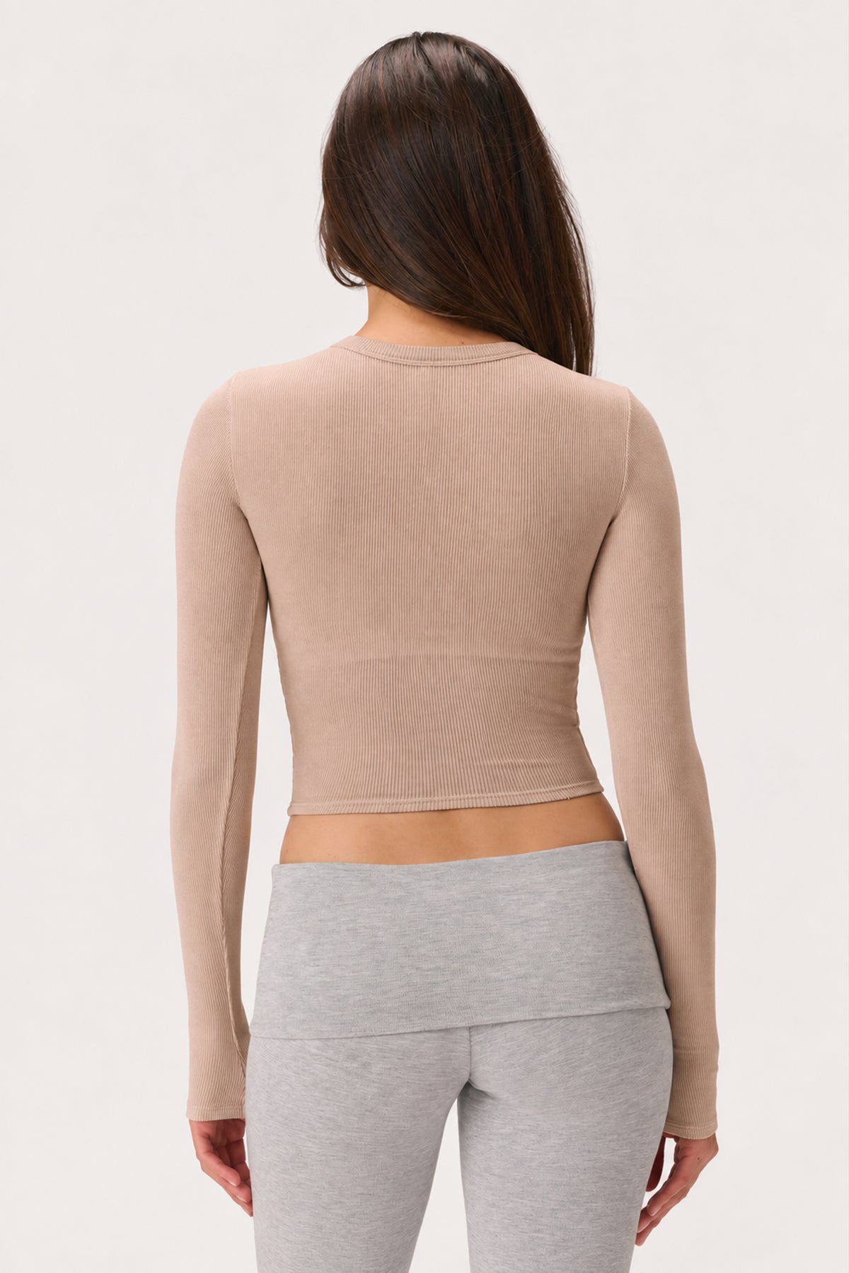 ⁣⁢ButterCloud™ Langarm-Crop-Top in Oatmeal⁤⁣ - 2