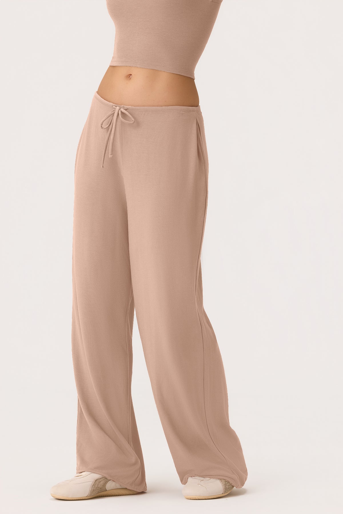 ⁣⁢ButterCloud™ Hose mit weitem Bein und Bindegürtel in Oatmeal⁤⁣ - 1