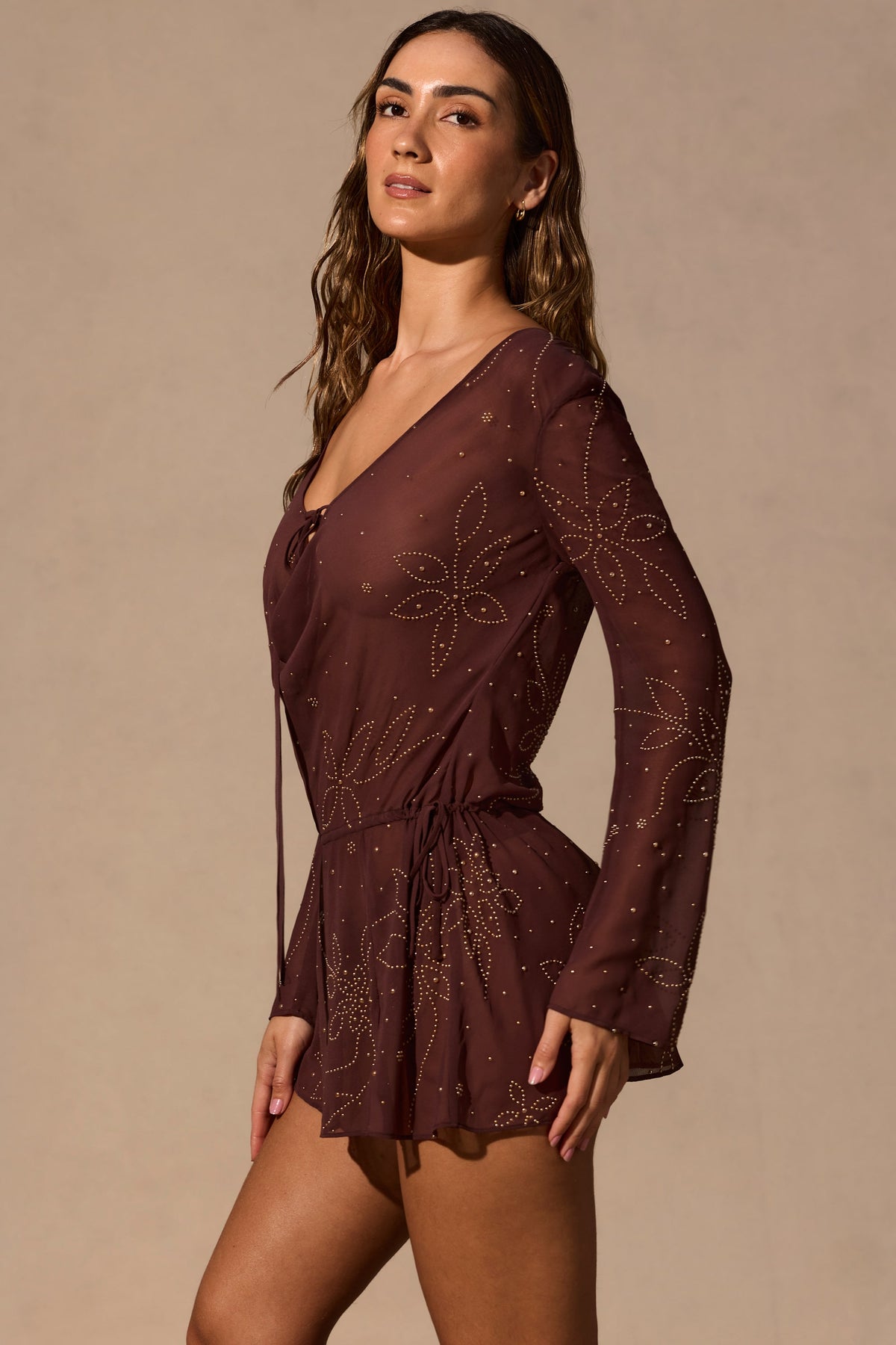 ⁣⁢Langarm-Minikleid in Espresso⁤⁣