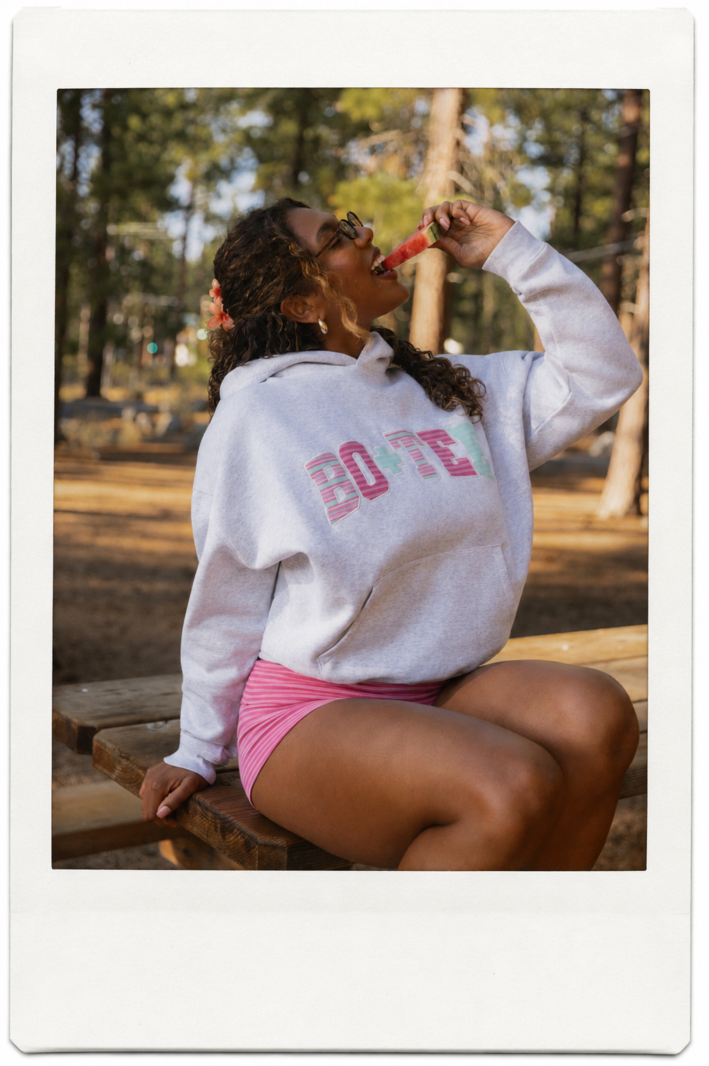 ⁣⁢Oversized-Hoodie mit Applikation mit Grau melierte Streifen⁤⁣ - 1