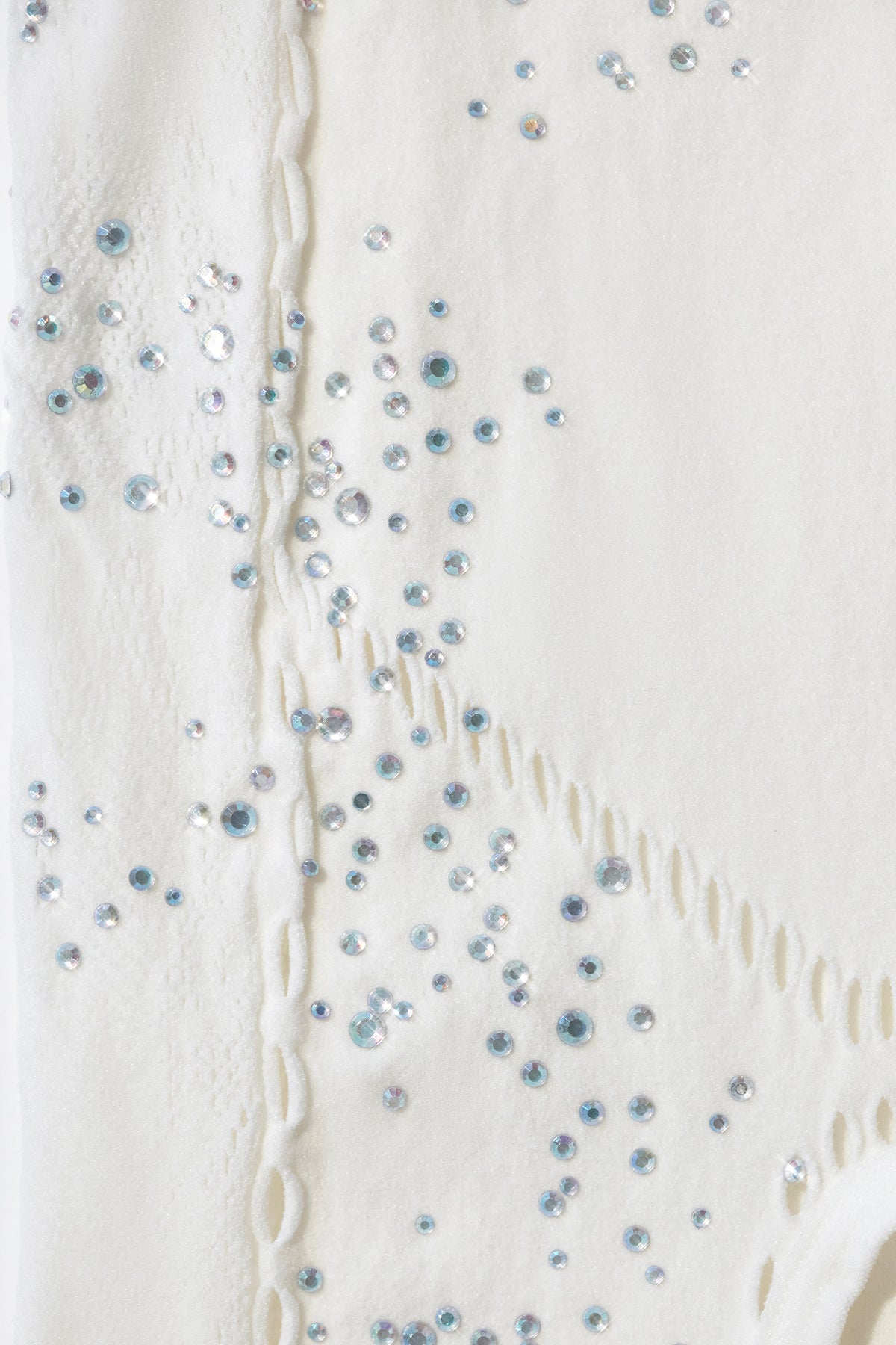⁣⁢Verziertes Neckholder-Minikleid in Ivory⁤⁣