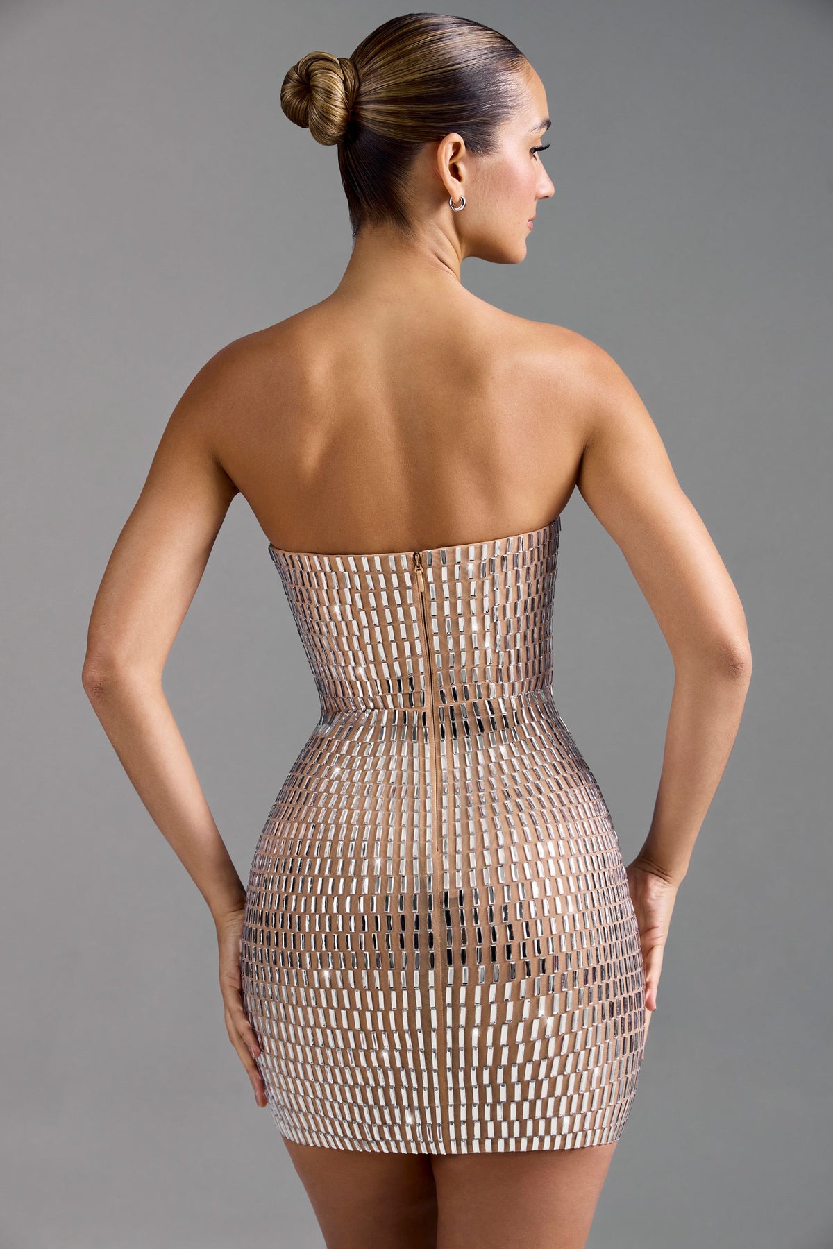 ⁣⁢Verziertes Bandeau-Minikleid in Honey⁤⁣ - 2