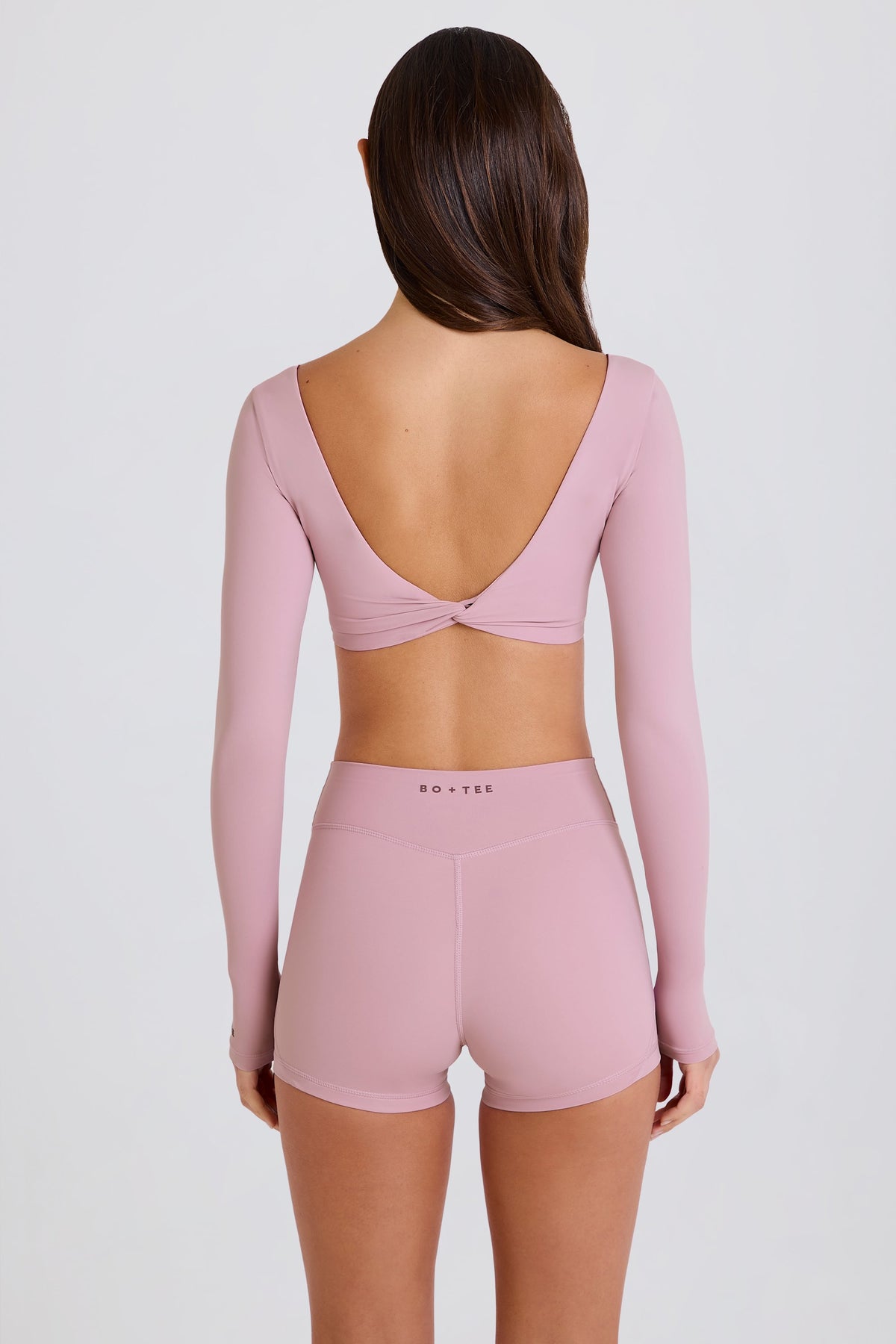 ⁣⁢High-Waist-Minishorts in Mauve⁤⁣