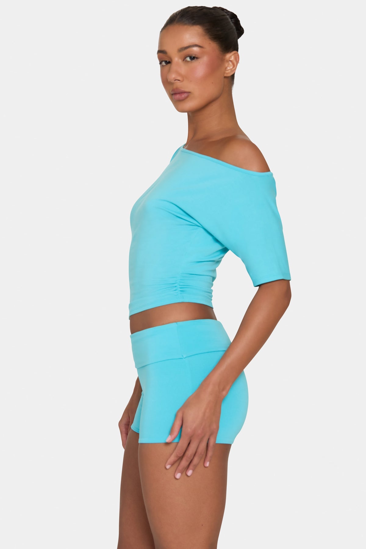 ⁣⁢ButterCloud™ lässiges Off-Shoulder-Oberteil in Aqua⁤⁣