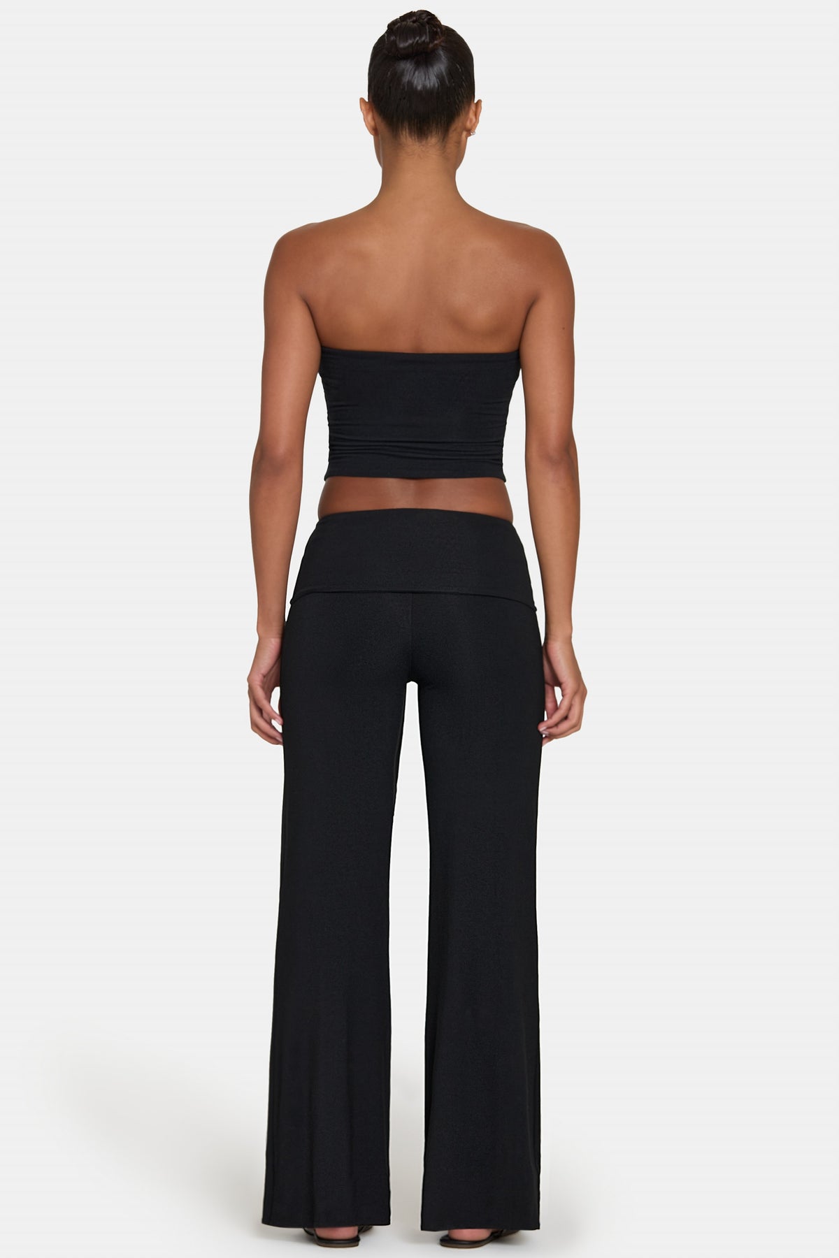 ⁣⁢ButterCloud™ Bindetal-Hose mit weitem Bein in Schwarz⁤⁣ - 2