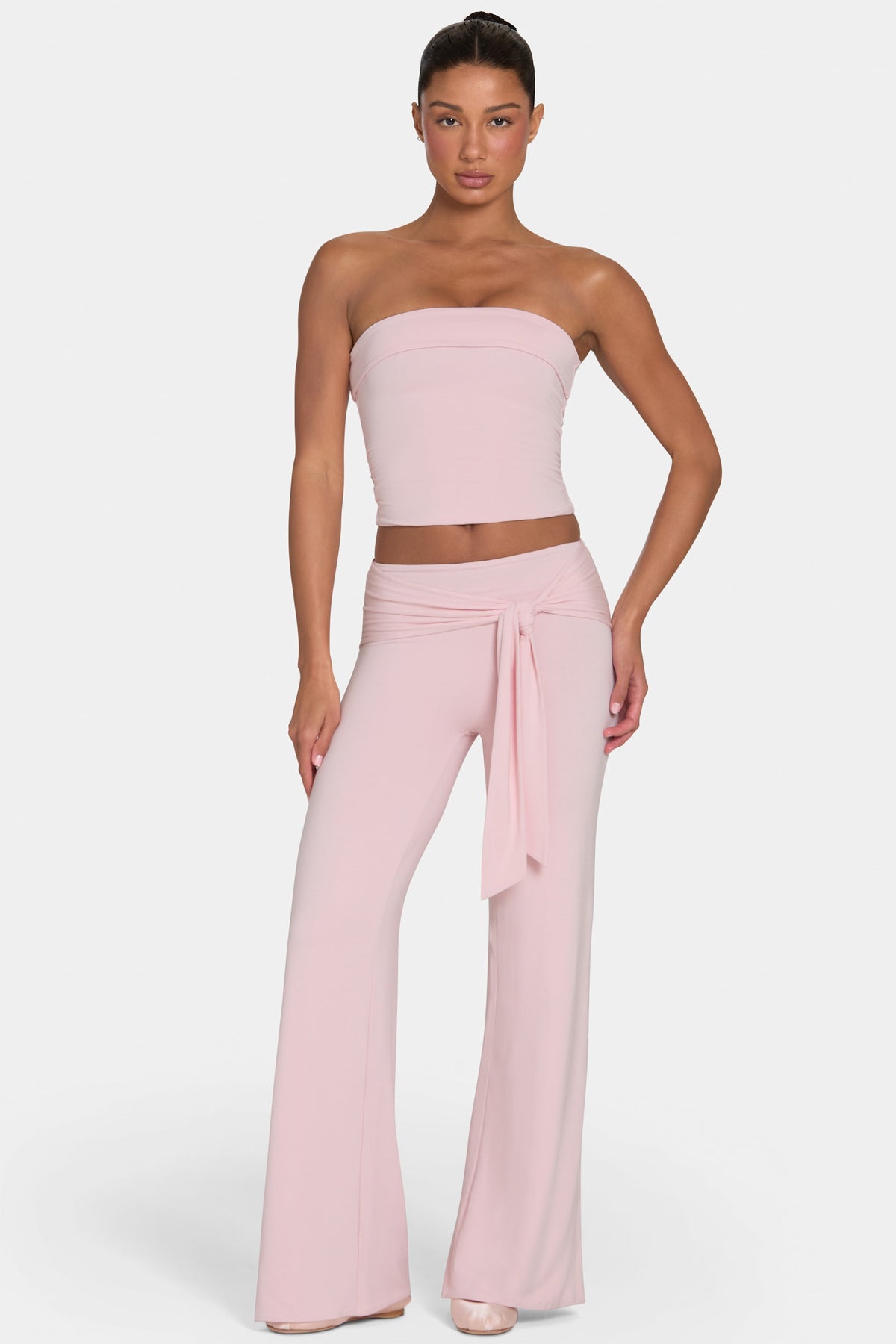 ⁣⁢ButterCloud™ Marlenehose mit Bindegürtel in Blush⁤⁣ - 1