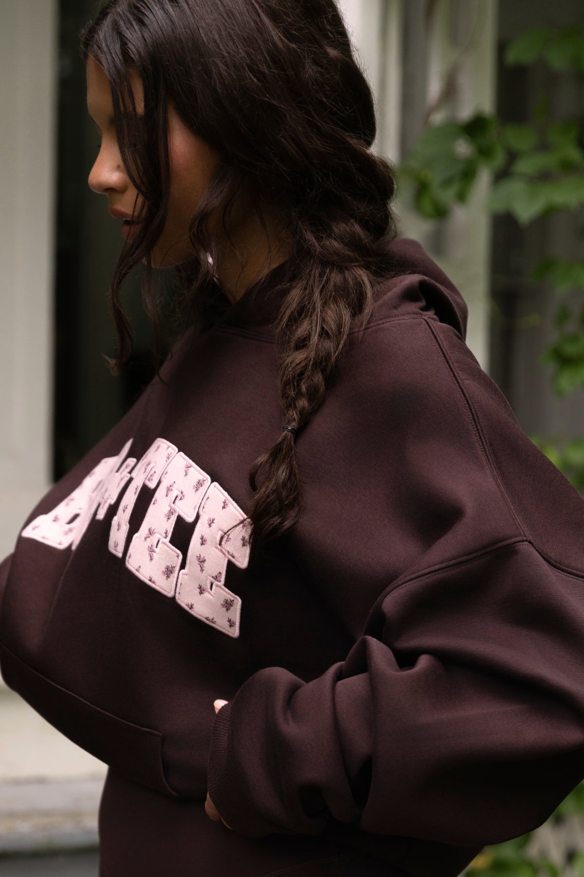 ⁣⁢Oversized-Hoodie mit Applikation in Espresso⁤⁣ - 2