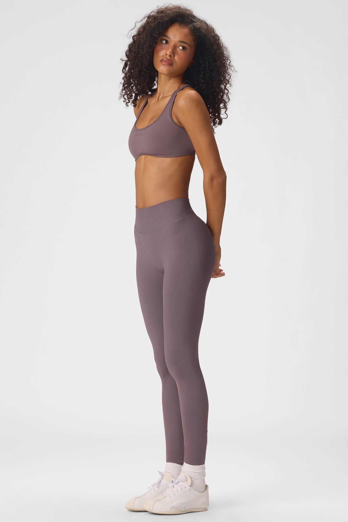 ⁣⁢Nahtlose Leggings in voller Länge in Stein⁤⁣ - 2