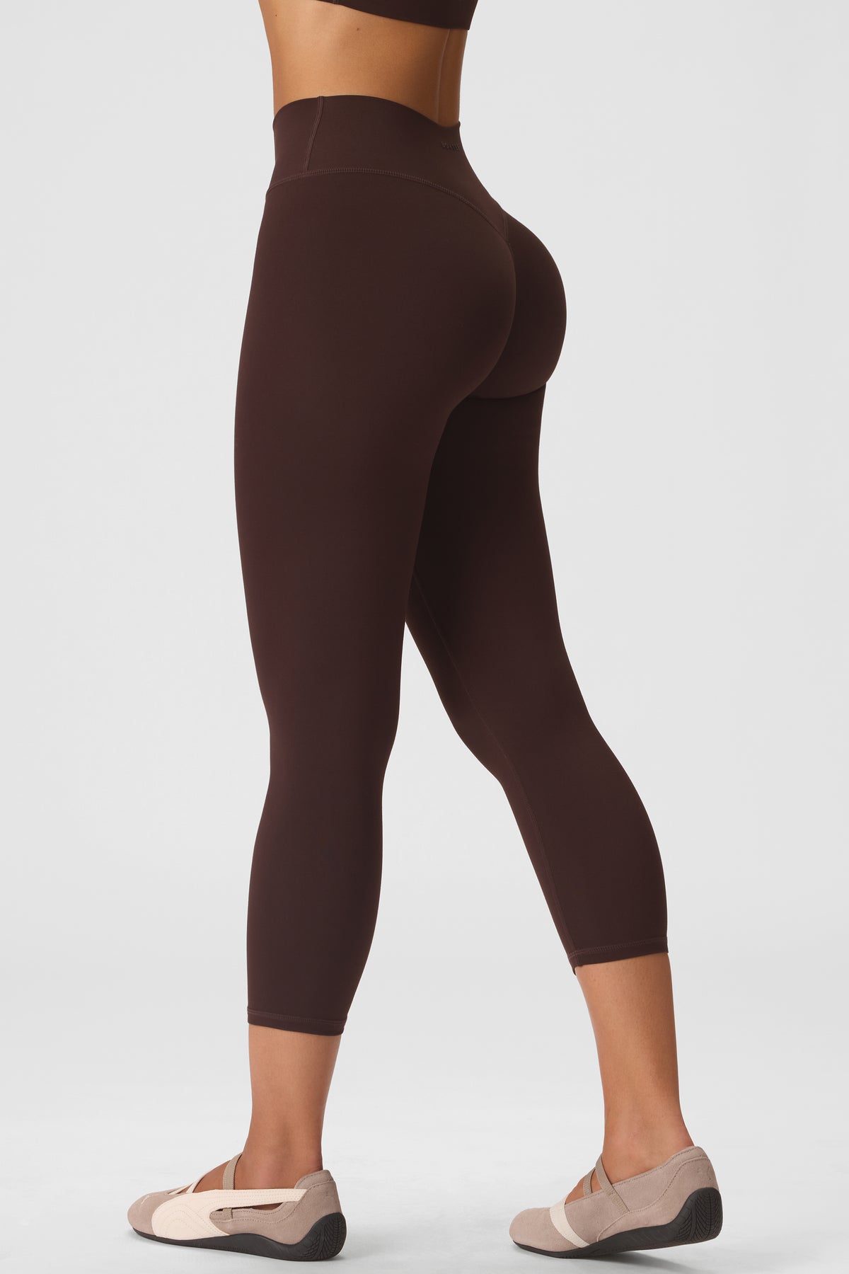⁣⁢Soft Active 7/8 Leggings in Espresso⁤⁣ - 1