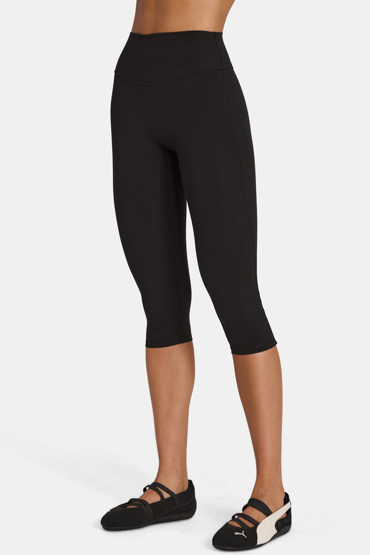 ⁣⁢Soft Active Capri-Leggings in Schwarz⁤⁣