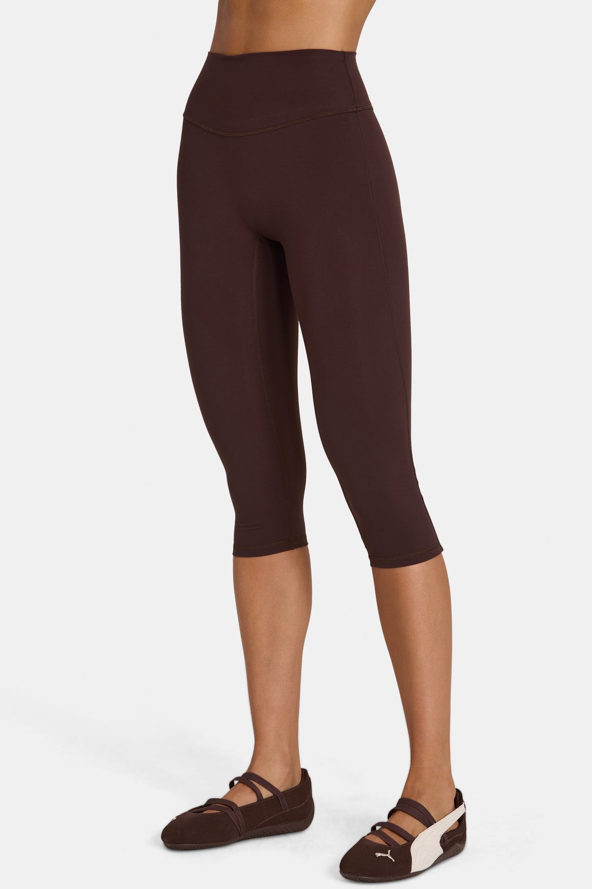 ⁣⁢Soft Active Capri-Leggings in Espresso⁤⁣